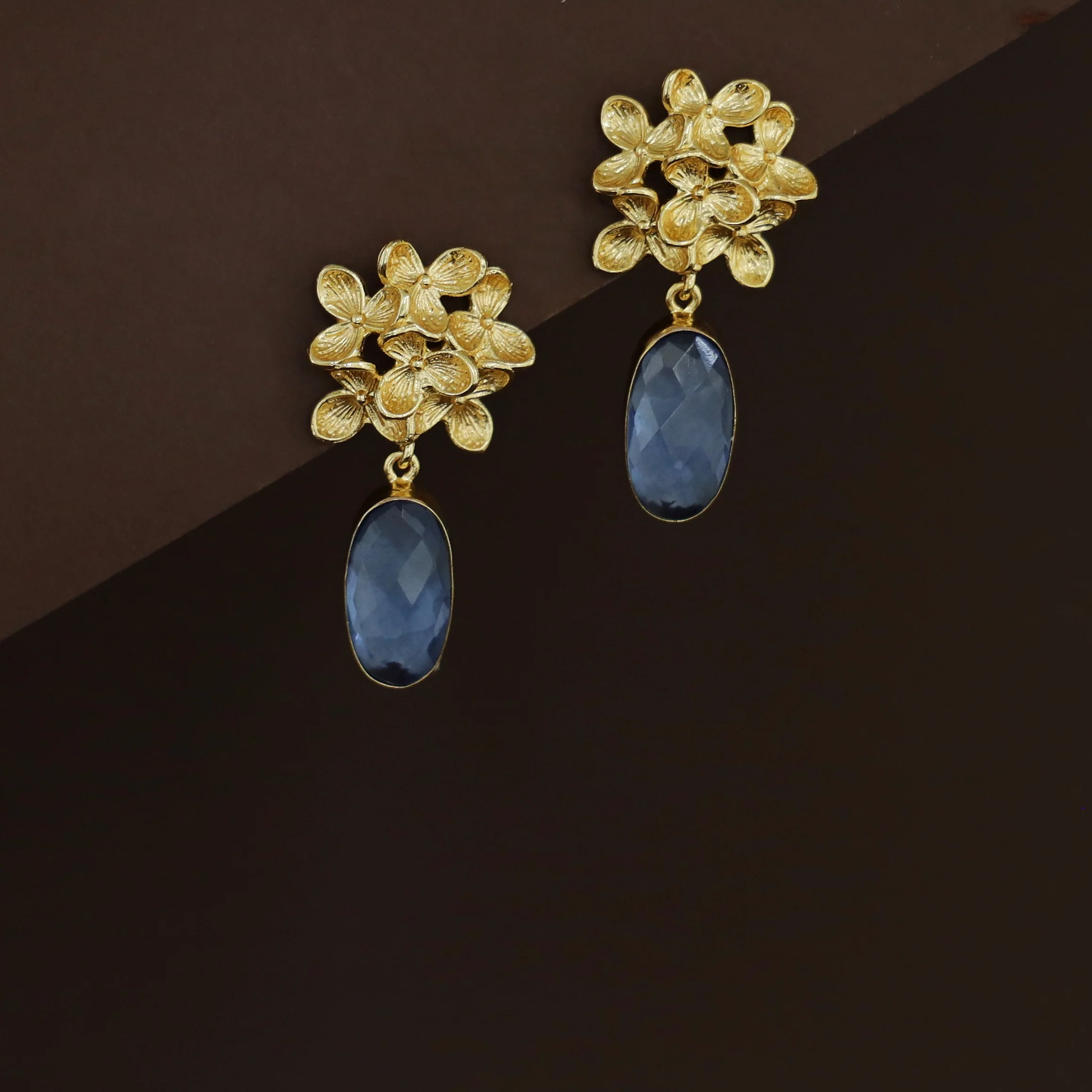 Golden Flower Bunch Oval Glossy Stone Earring - Image 16