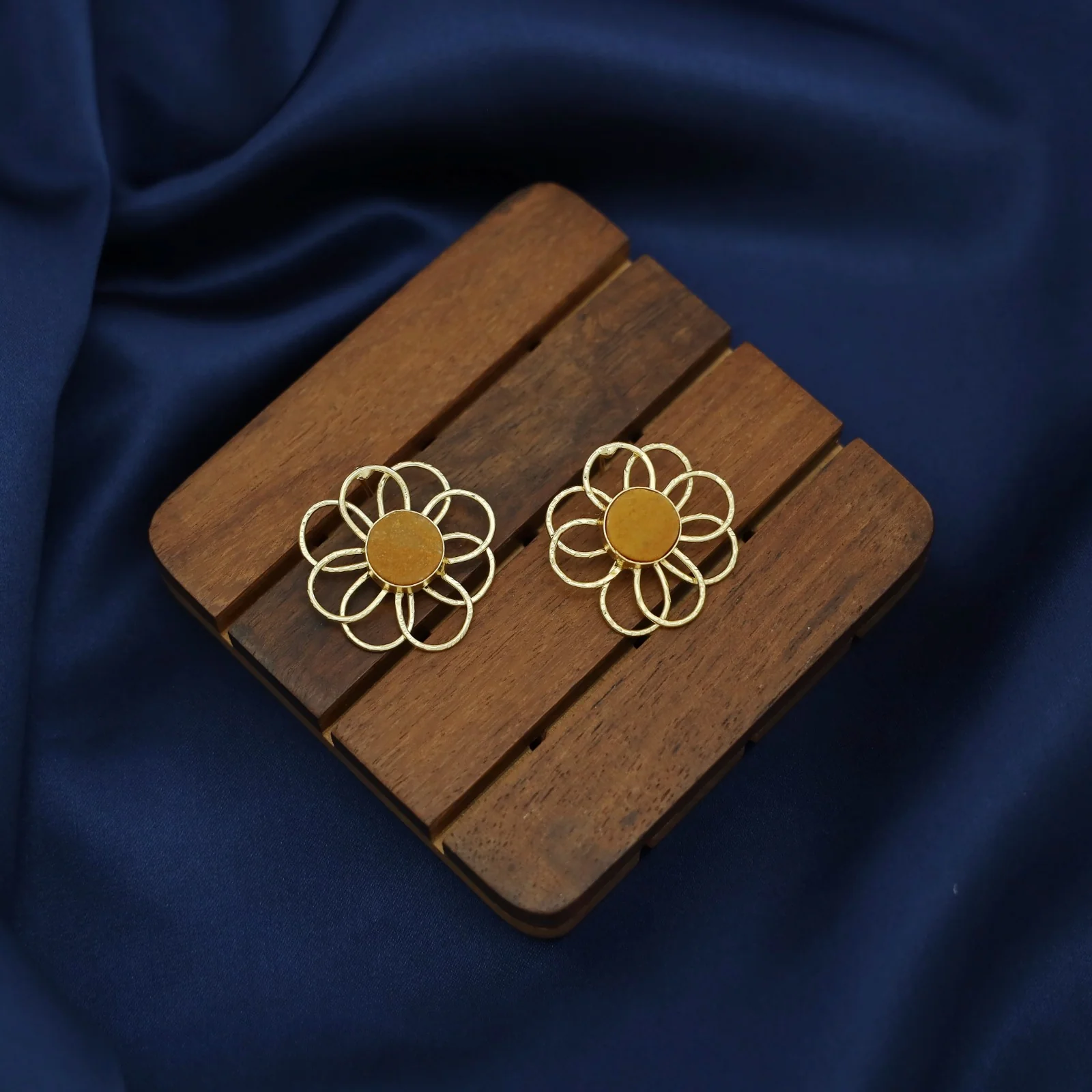 Golden Flower Raw Stone Earring - Image 19