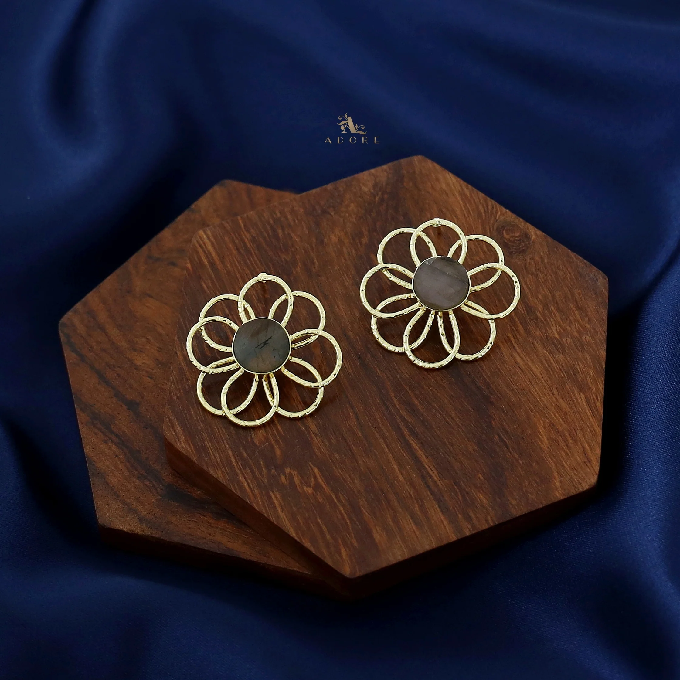 Golden Flower Raw Stone Earring - Image 9
