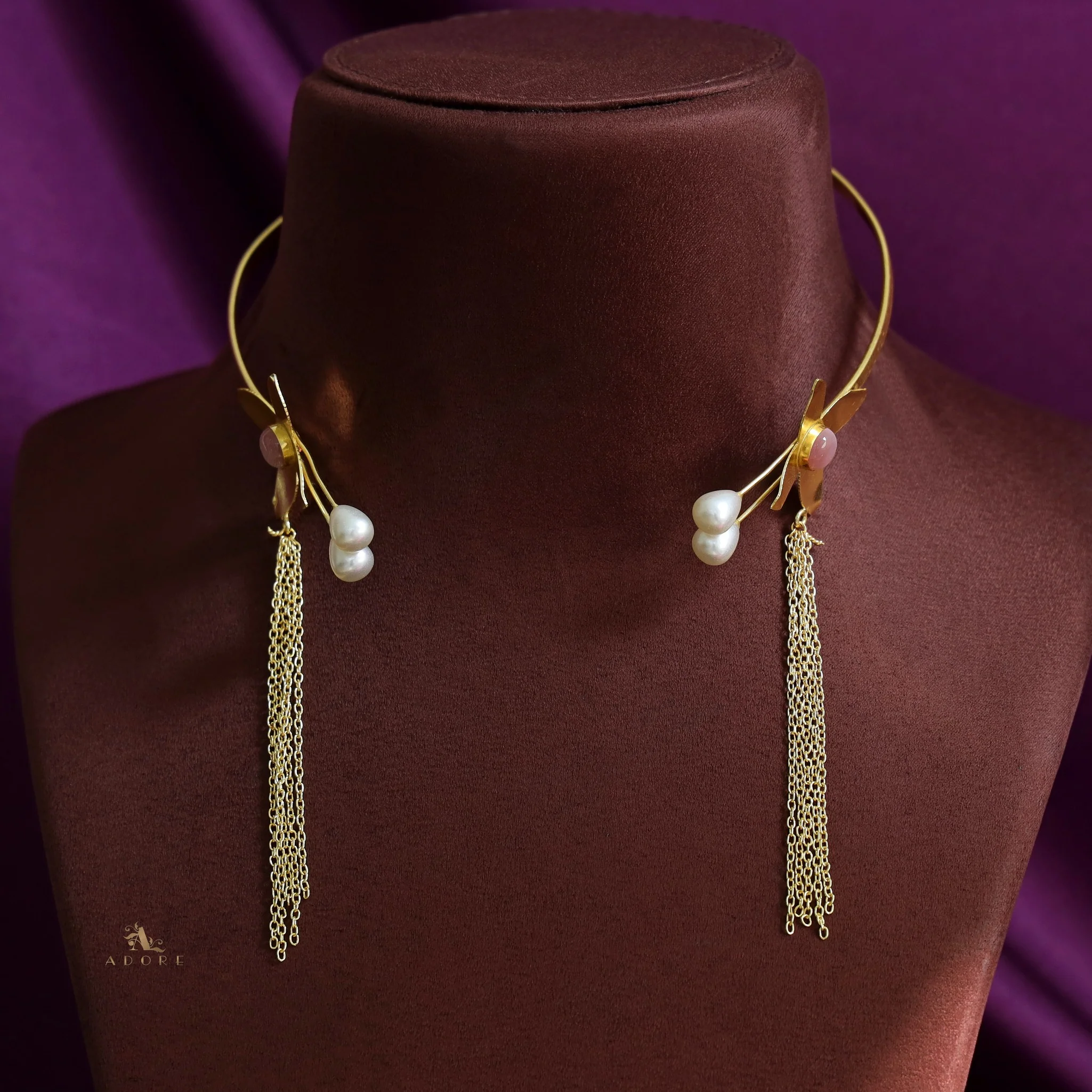 Golden Flower Glossy Twin Pearl Chain Neck Cuff - Image 4