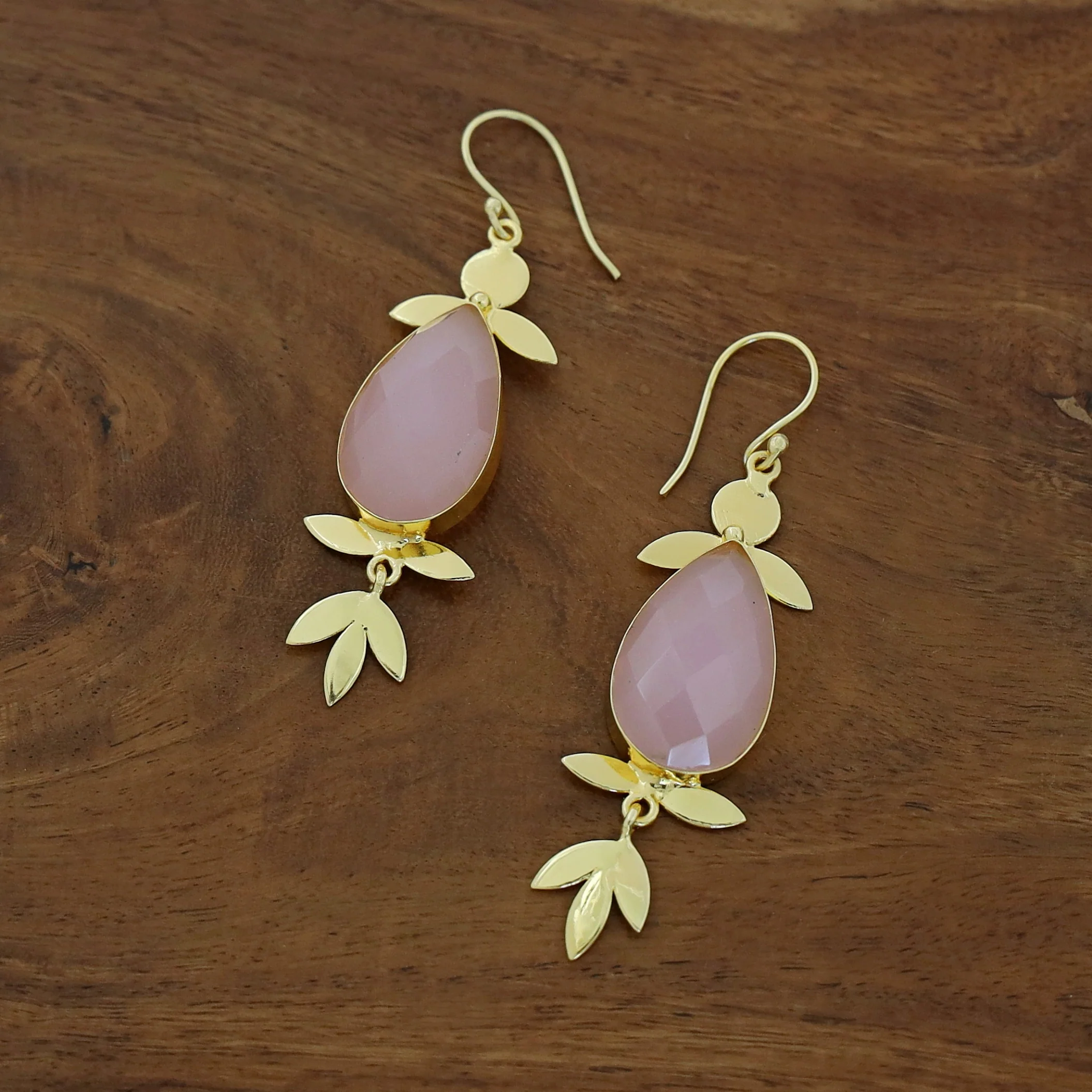 Golden Glossy Stone Leafy Drop Earring - Image 10