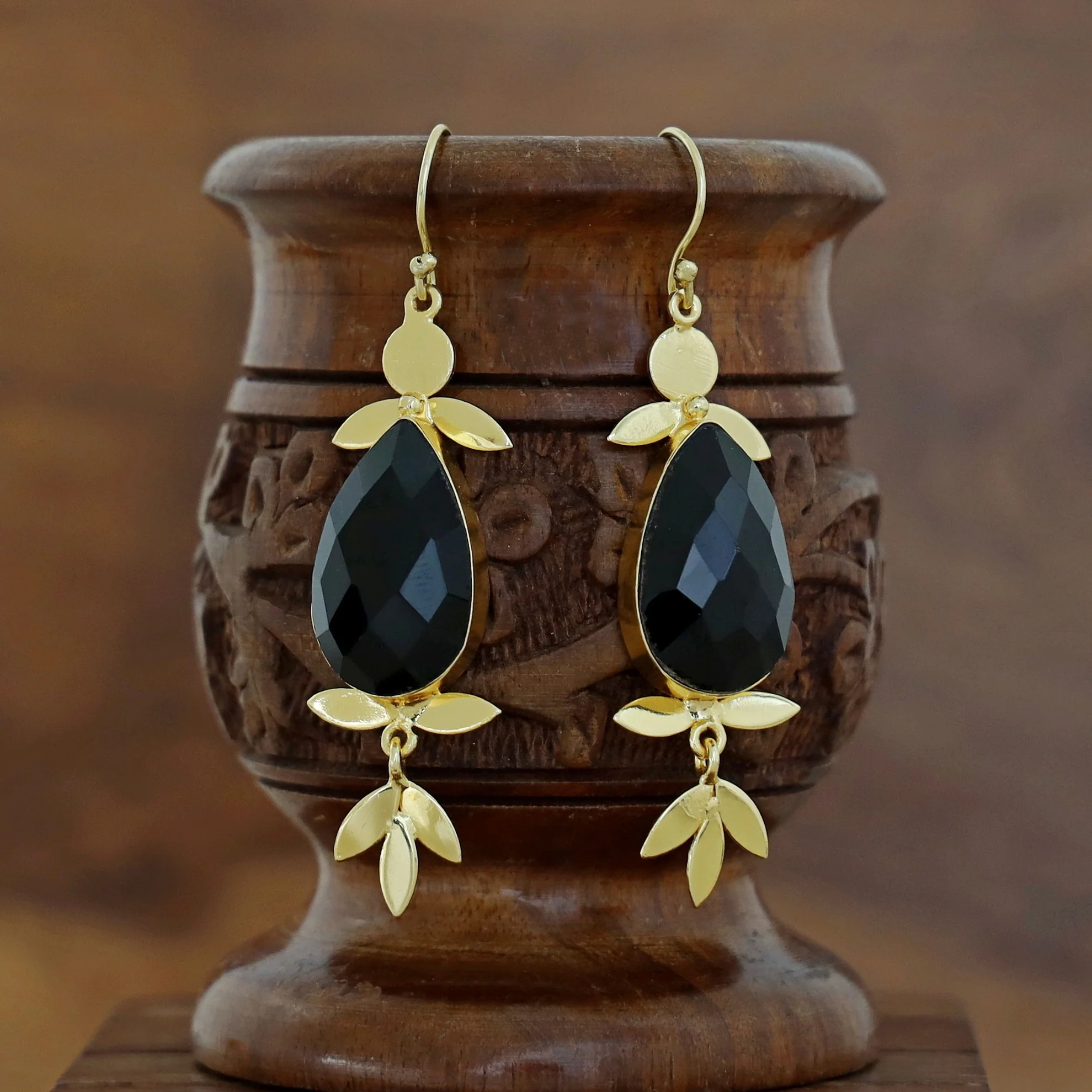 Golden Glossy Stone Leafy Drop Earring - Image 6