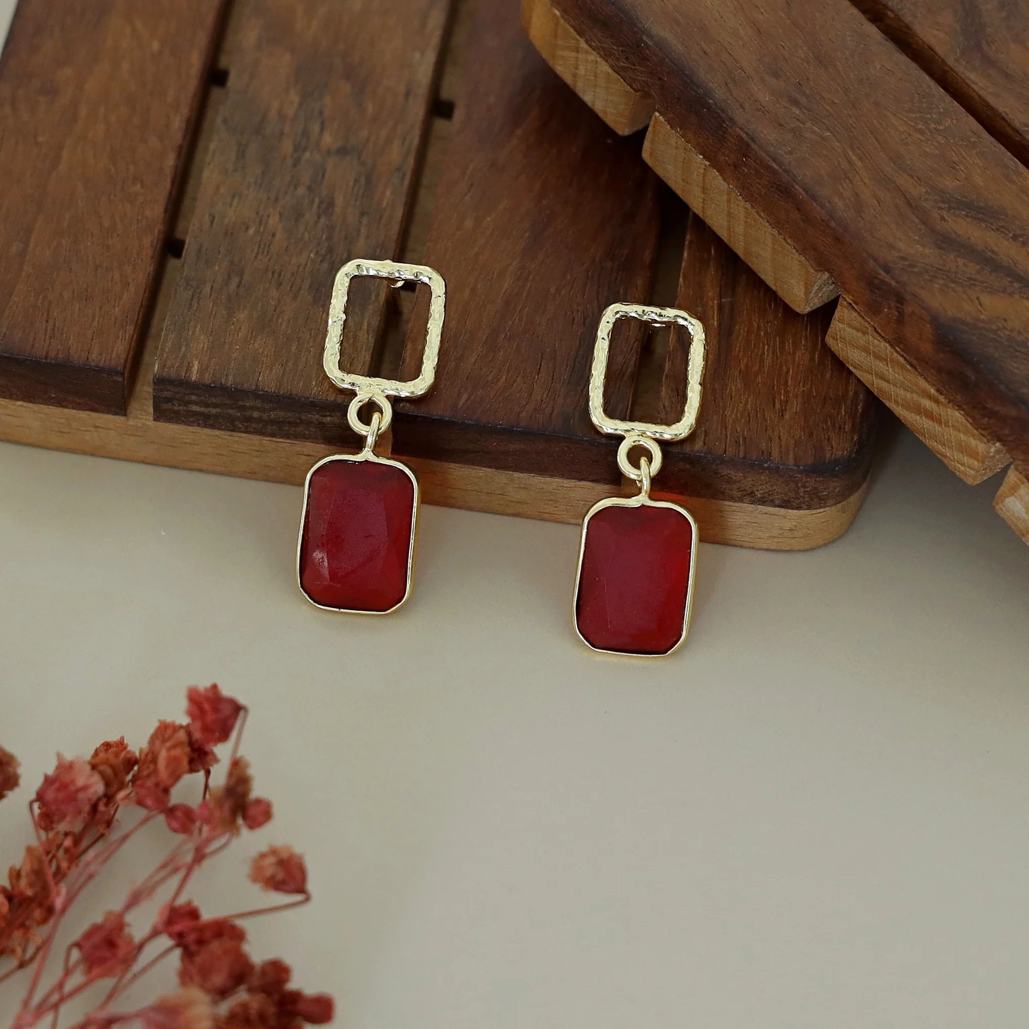 Golden Glossy Textured Rectangle Earring - Image 25