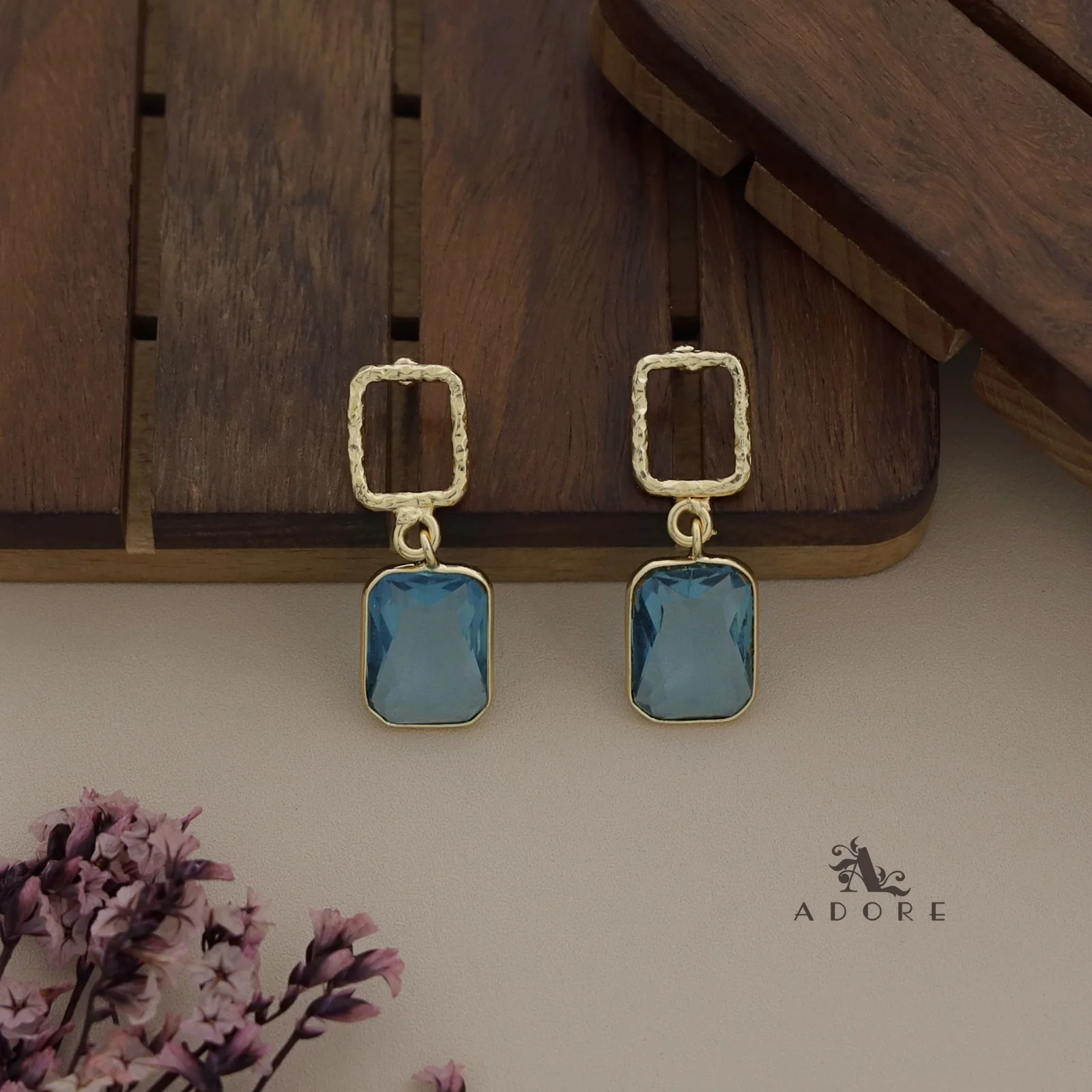 Golden Glossy Textured Rectangle Earring - Image 6