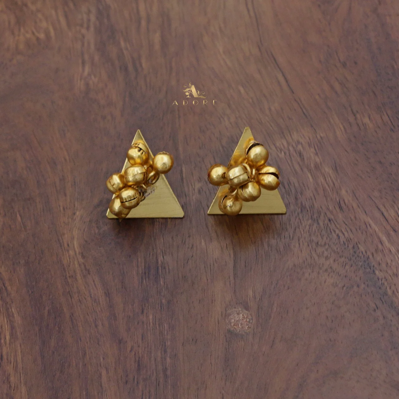 Golden Ghungroo Triangle Short Neckpiece With Earring - Image 6