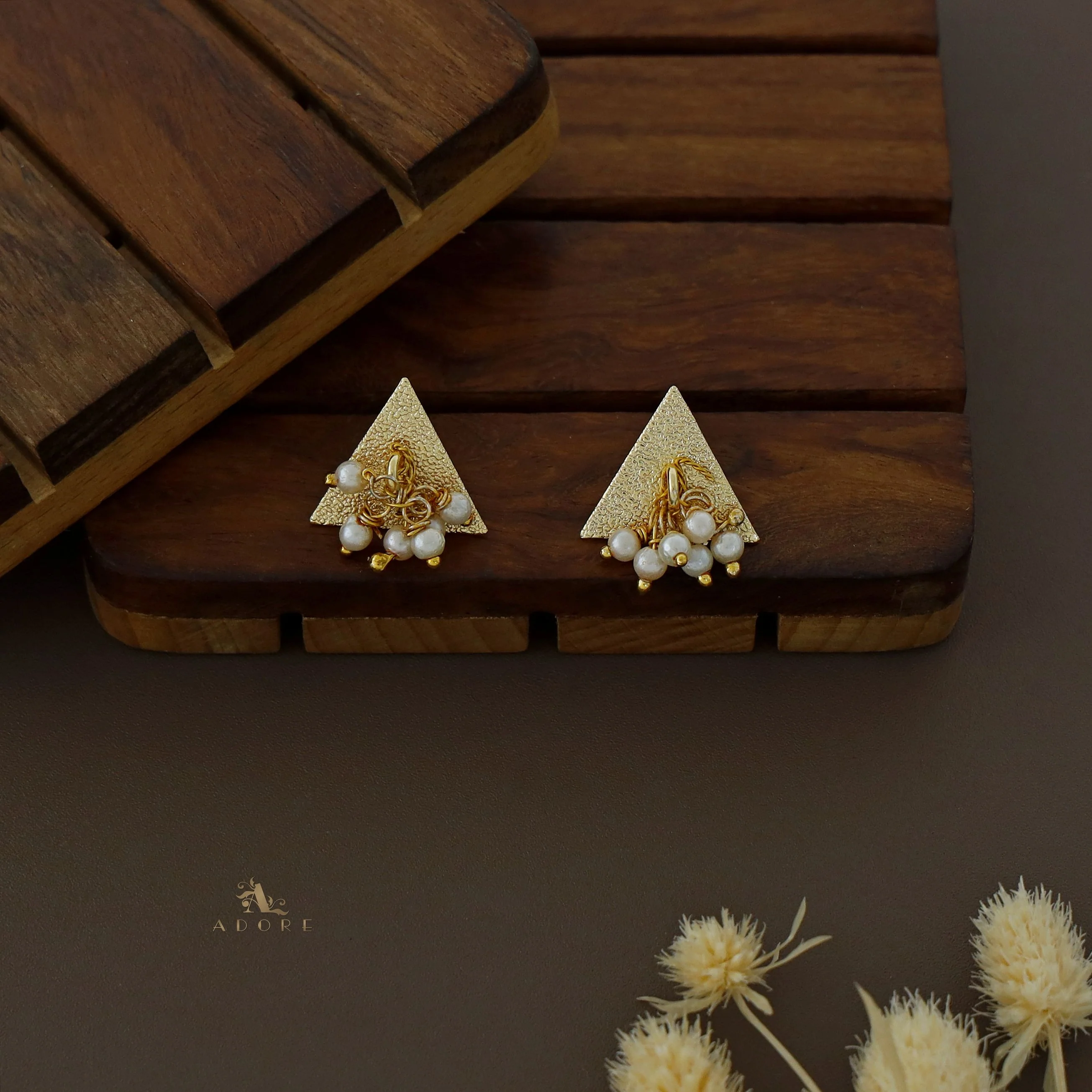 Golden Ghungroo Triangle Short Neckpiece With Earring - Image 8