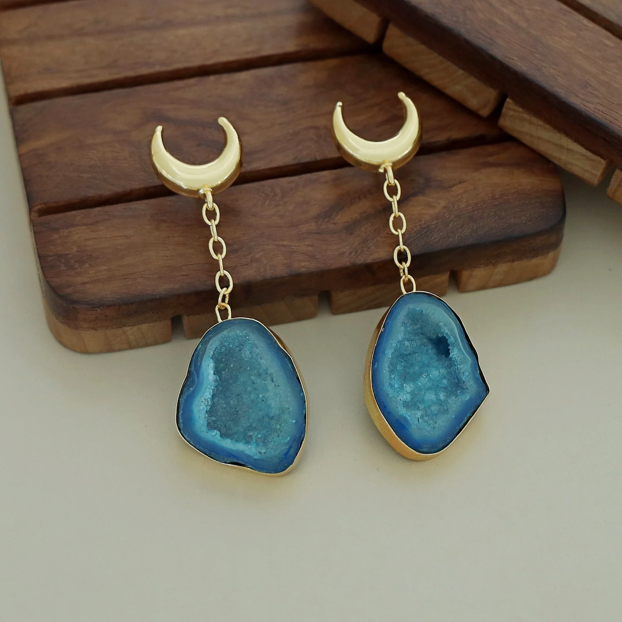 Golden Half Moon Agate Earring - Image 21