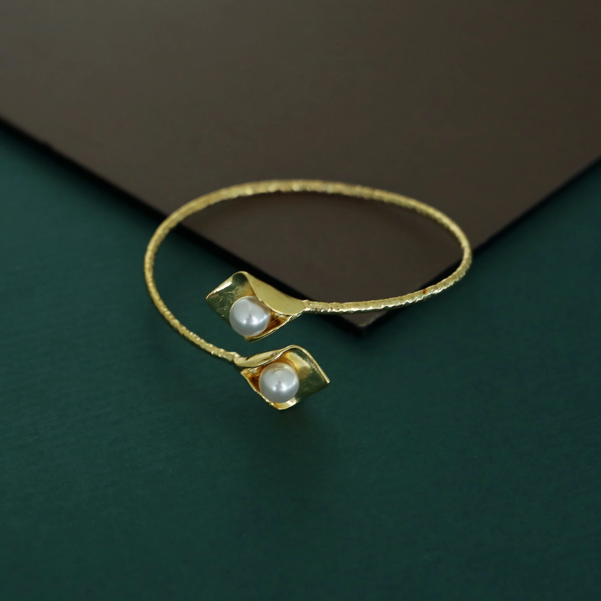 Golden Hammered Calla Lily Branch Pearl Bangle - Image 2