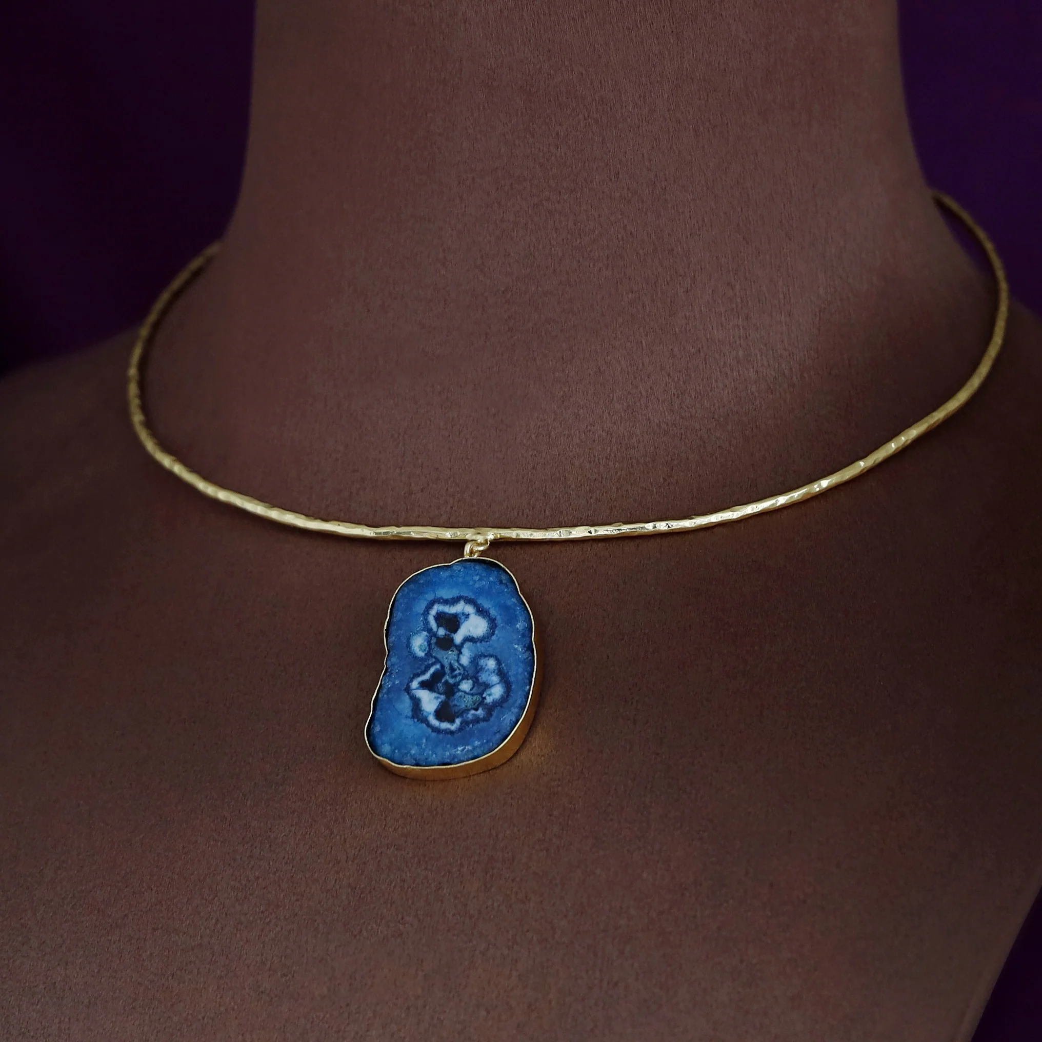 Golden Hammered Solar Agate Neck Cuff - Image 3