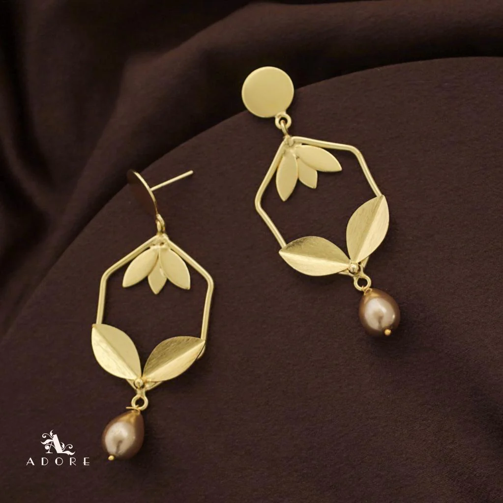 Golden Hexagon Leafy Pearl Drop Earring - Image 4
