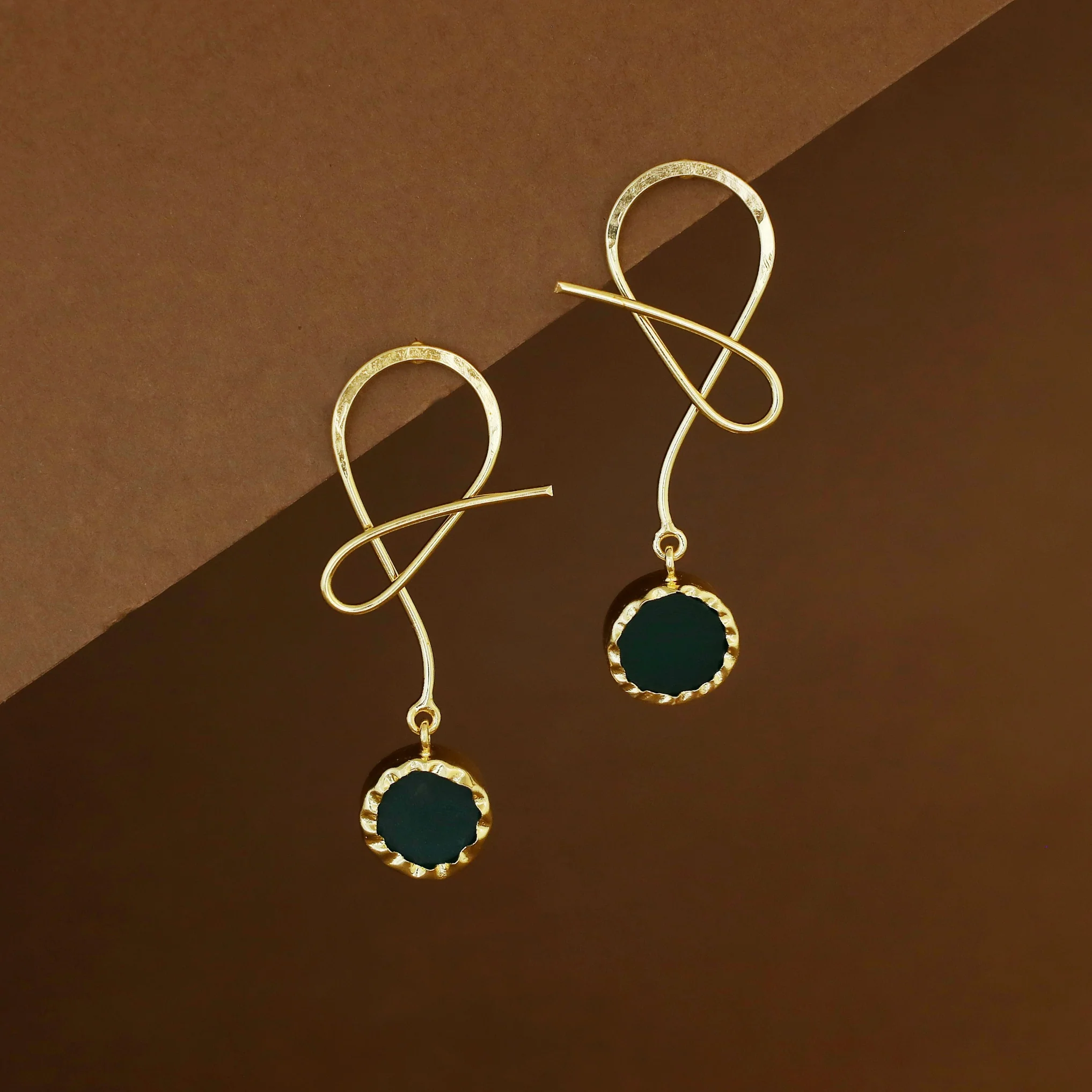 Golden Infinity Ribbon Raw Stone Earring - Image 12
