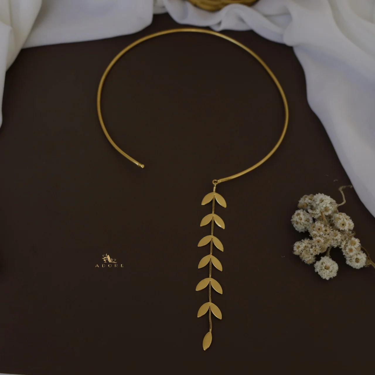Golden Leafy Neck Cuff - Image 4