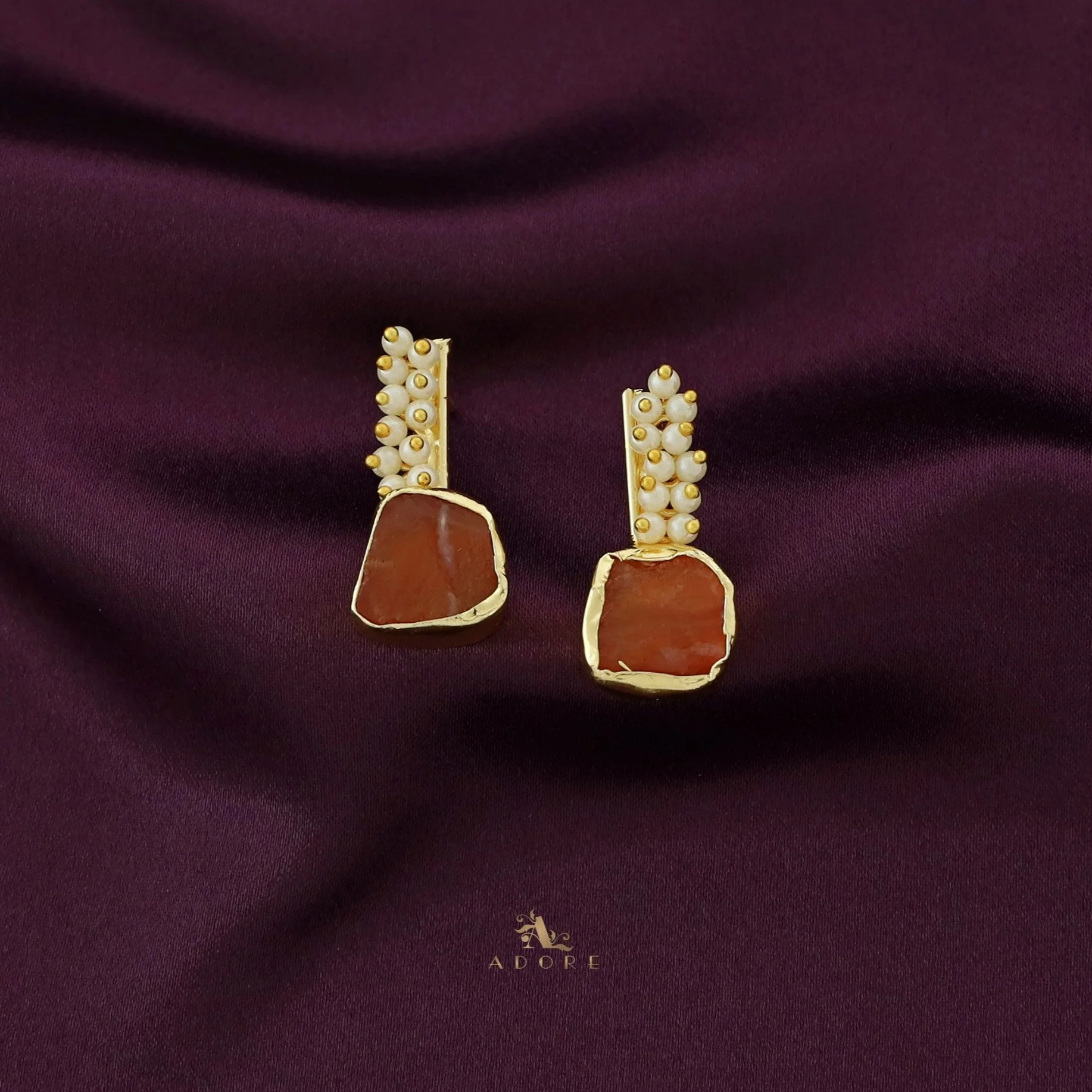 Golden Line Pearl Cluster Raw Stone Earring - Image 2
