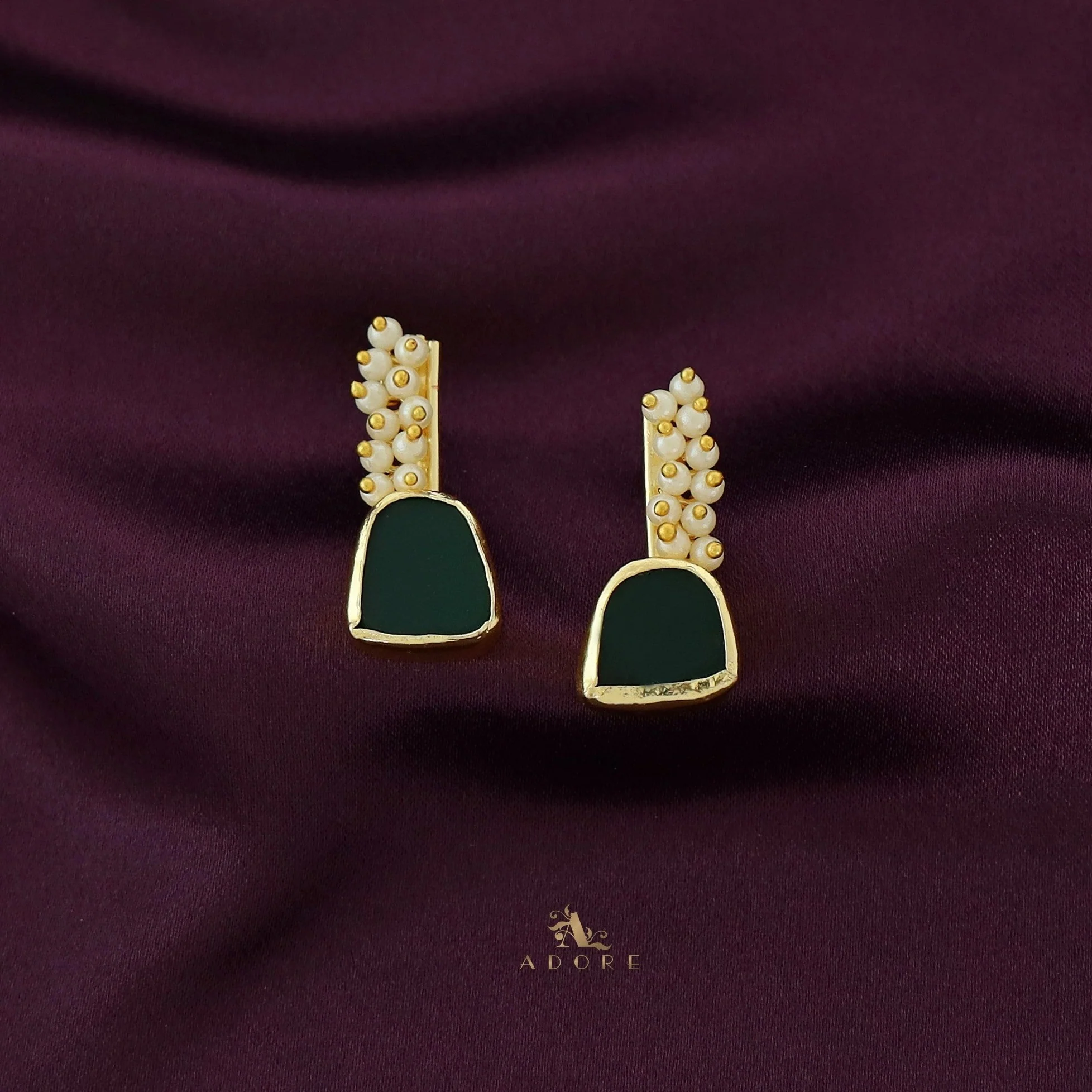 Golden Line Pearl Cluster Raw Stone Earring - Image 8