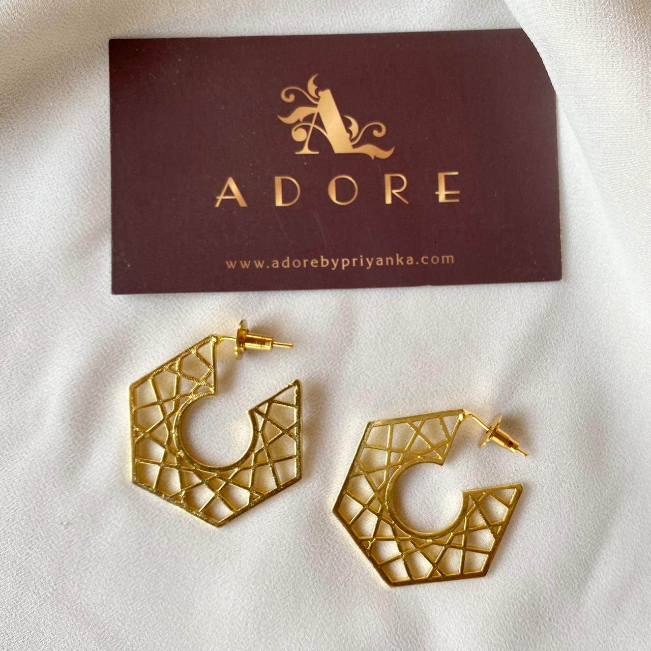 Golden Maze Earring - Image 4