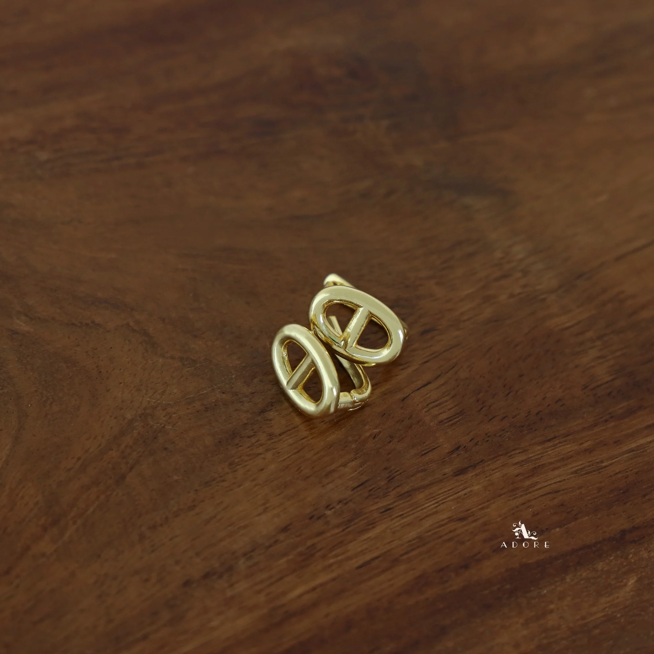 Golden Mini Ellipse Earring - Image 3