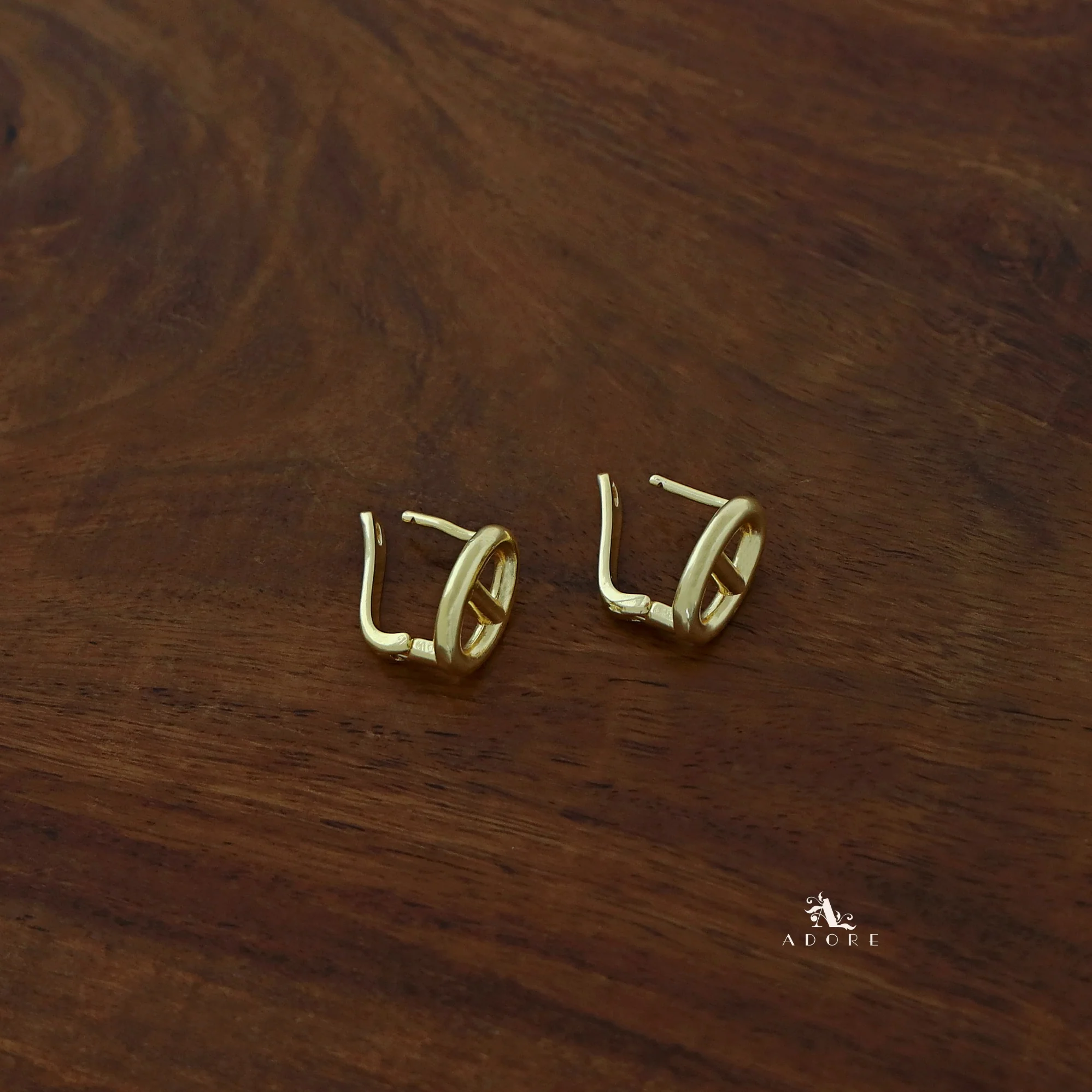 Golden Mini Ellipse Earring - Image 4