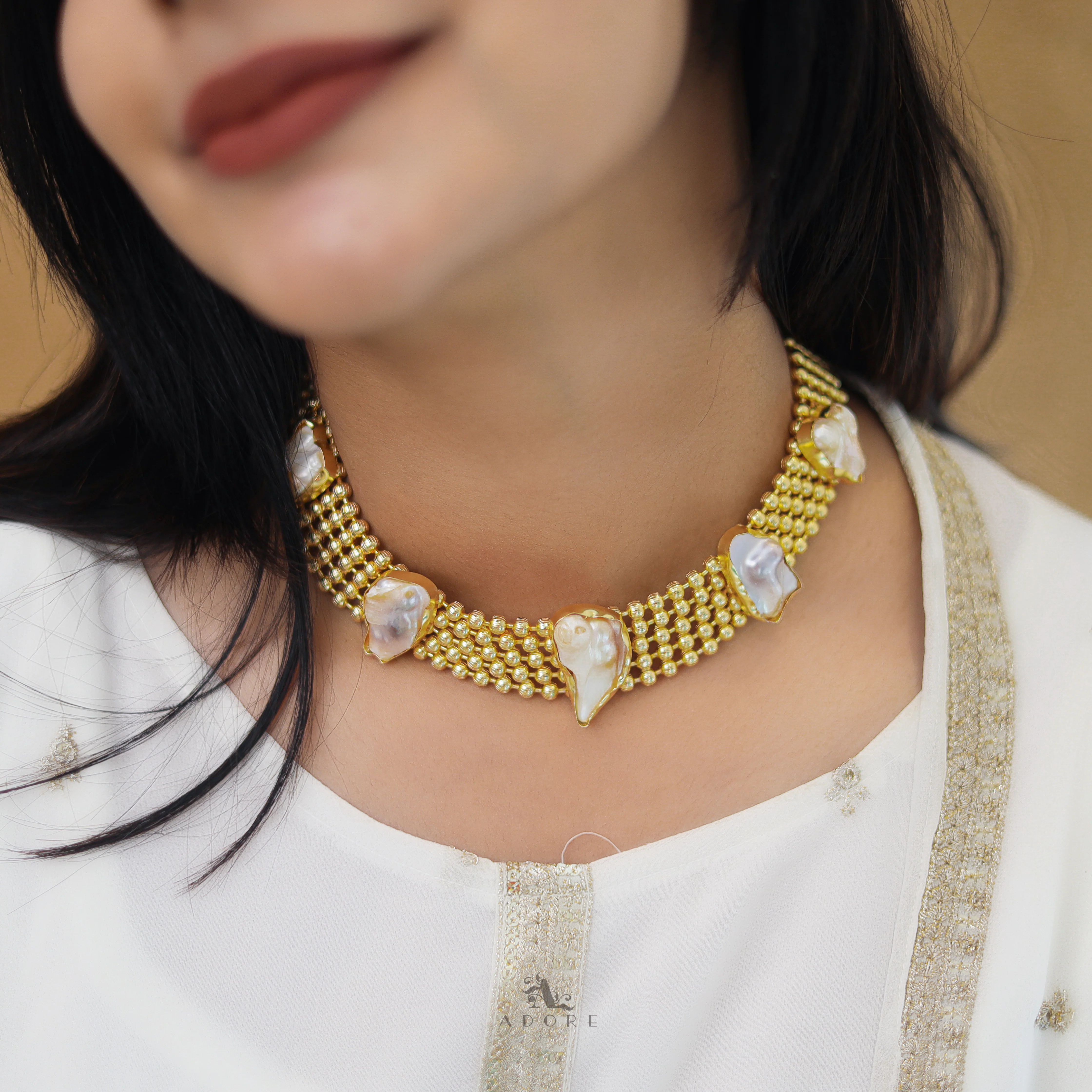 Golden Odelia Baroque Short Neckpiece With Earring - Image 5