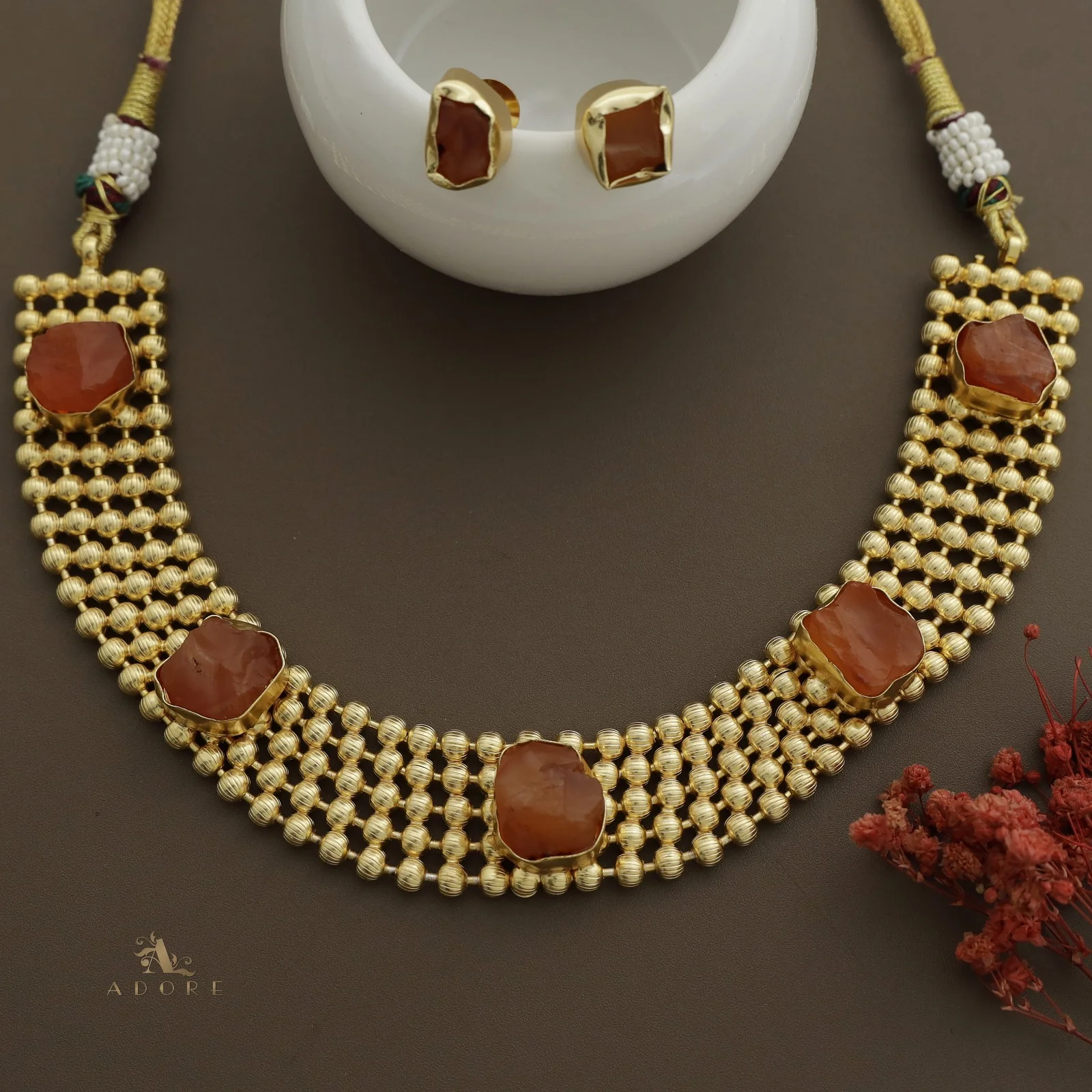 Golden Odelia Raw Stone Short Neckpiece / Choker With Stud - Image 3