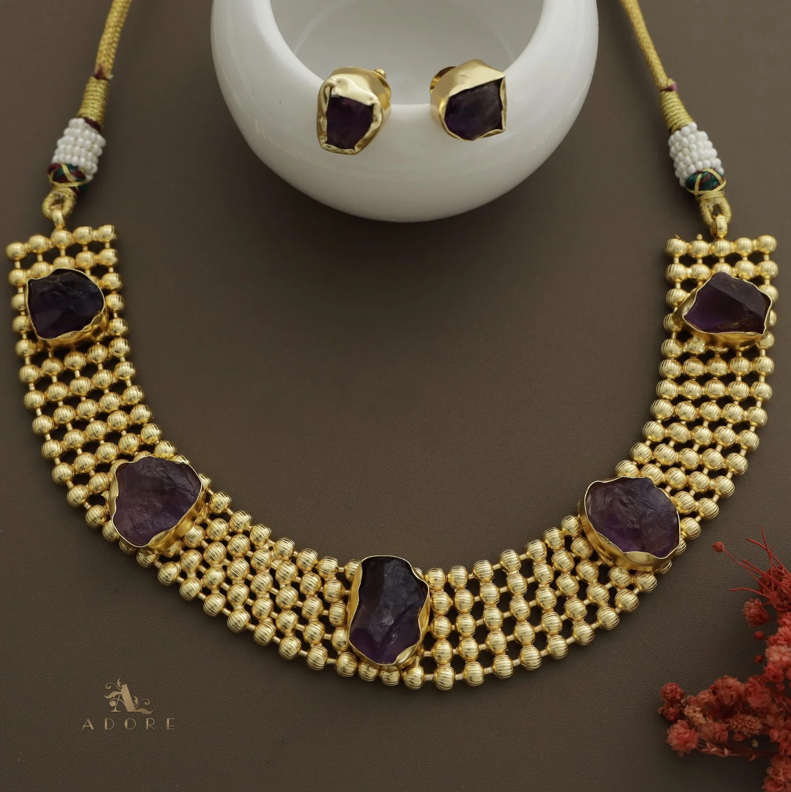 Golden Odelia Raw Stone Short Neckpiece / Choker With Stud - Image 4