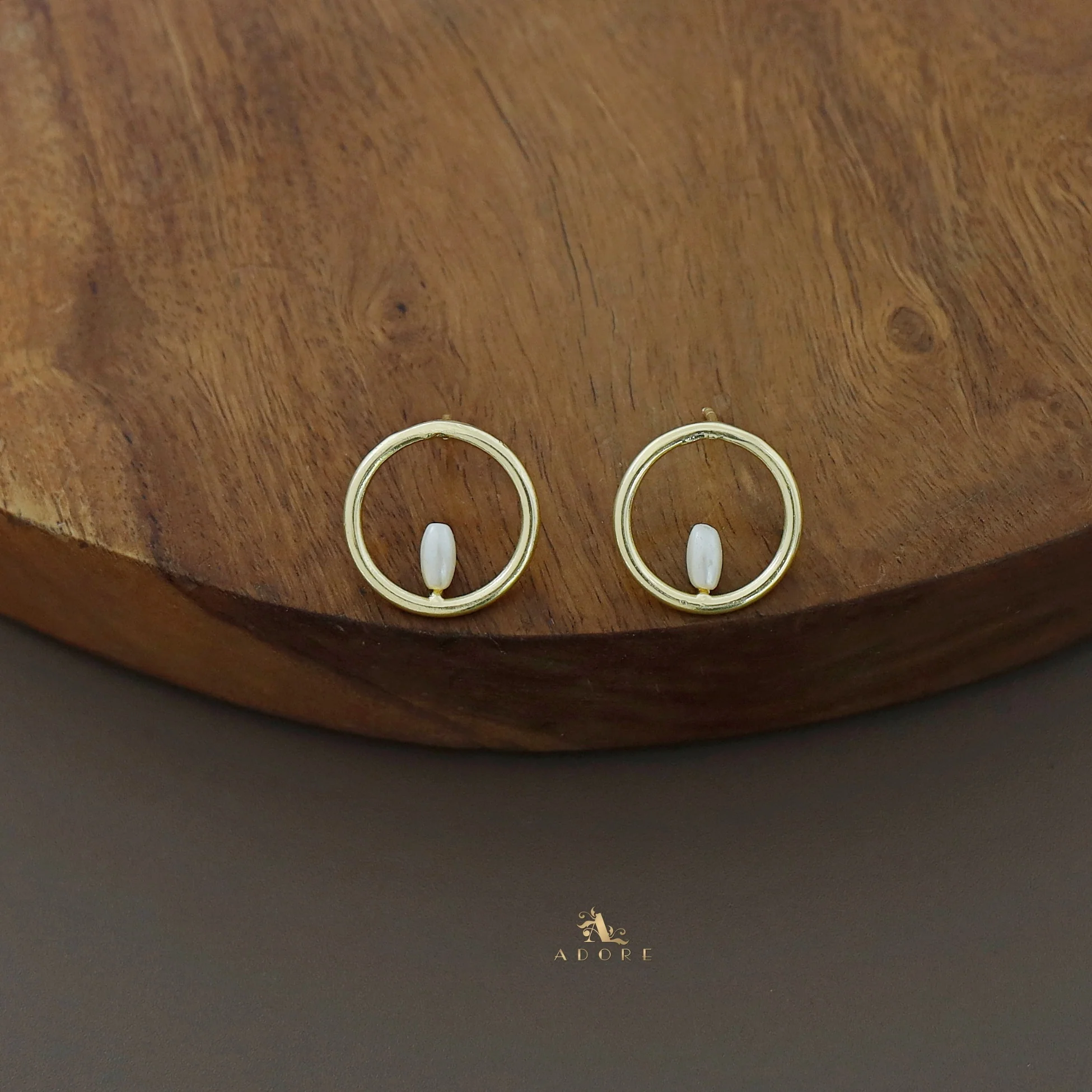 Golden Pearl Drop Neck Cuff With Earring - Image 5