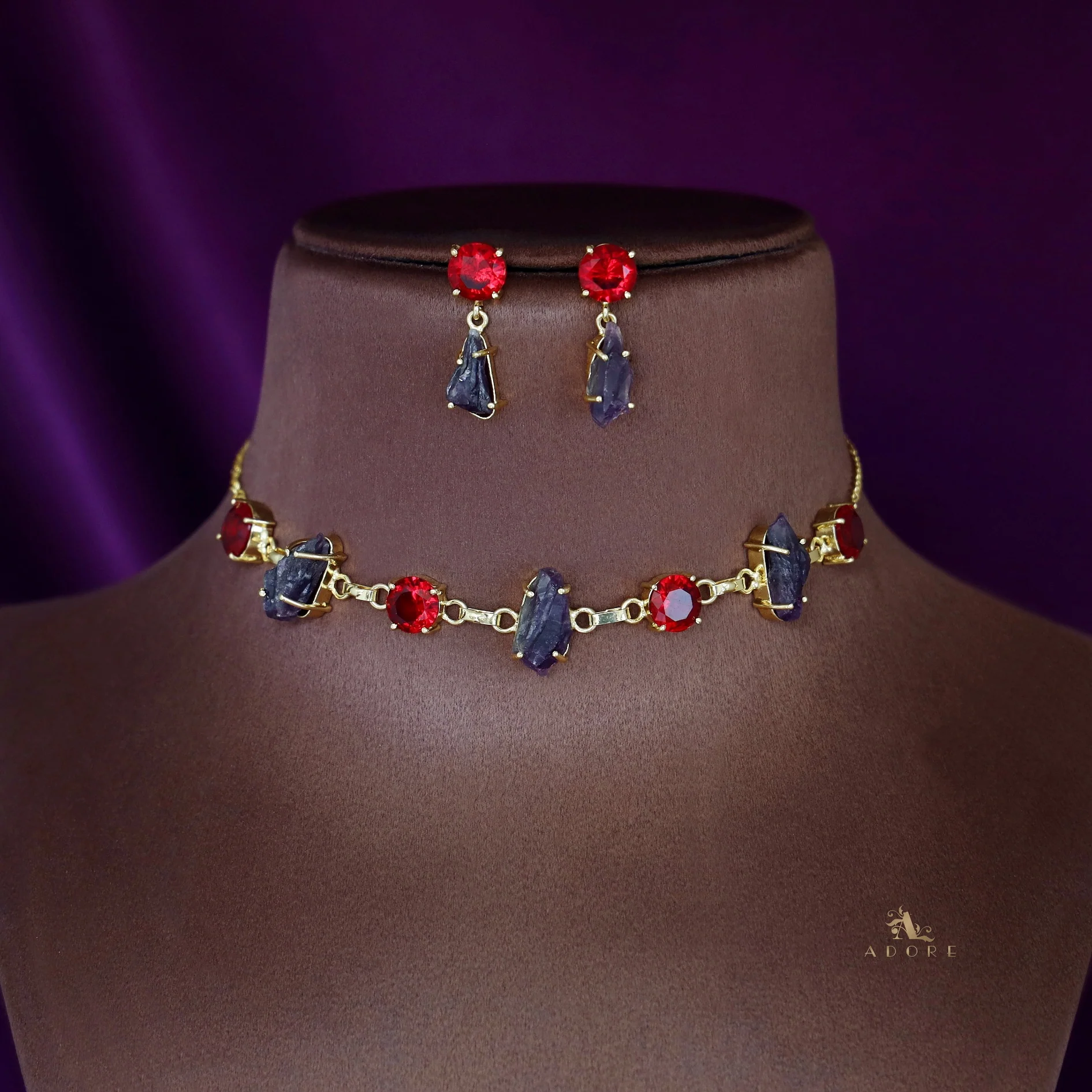 Raw Stone + Glossy Claw Neckpiece With Earring - Image 3
