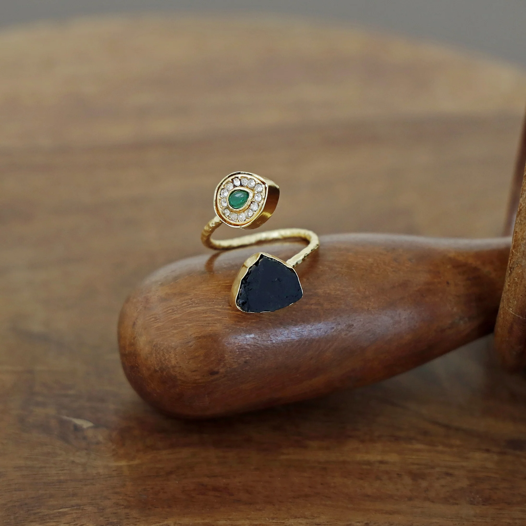Anu Golden Raw Stone + Glossy Ring - Image 8