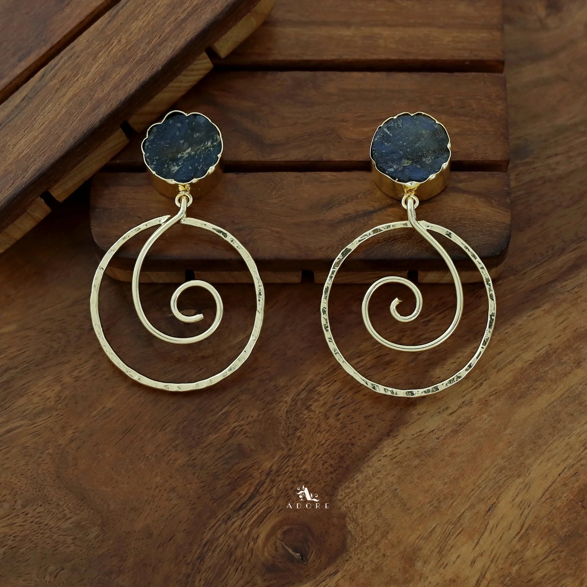 Golden Raw Stone Spiral Earring - Image 5