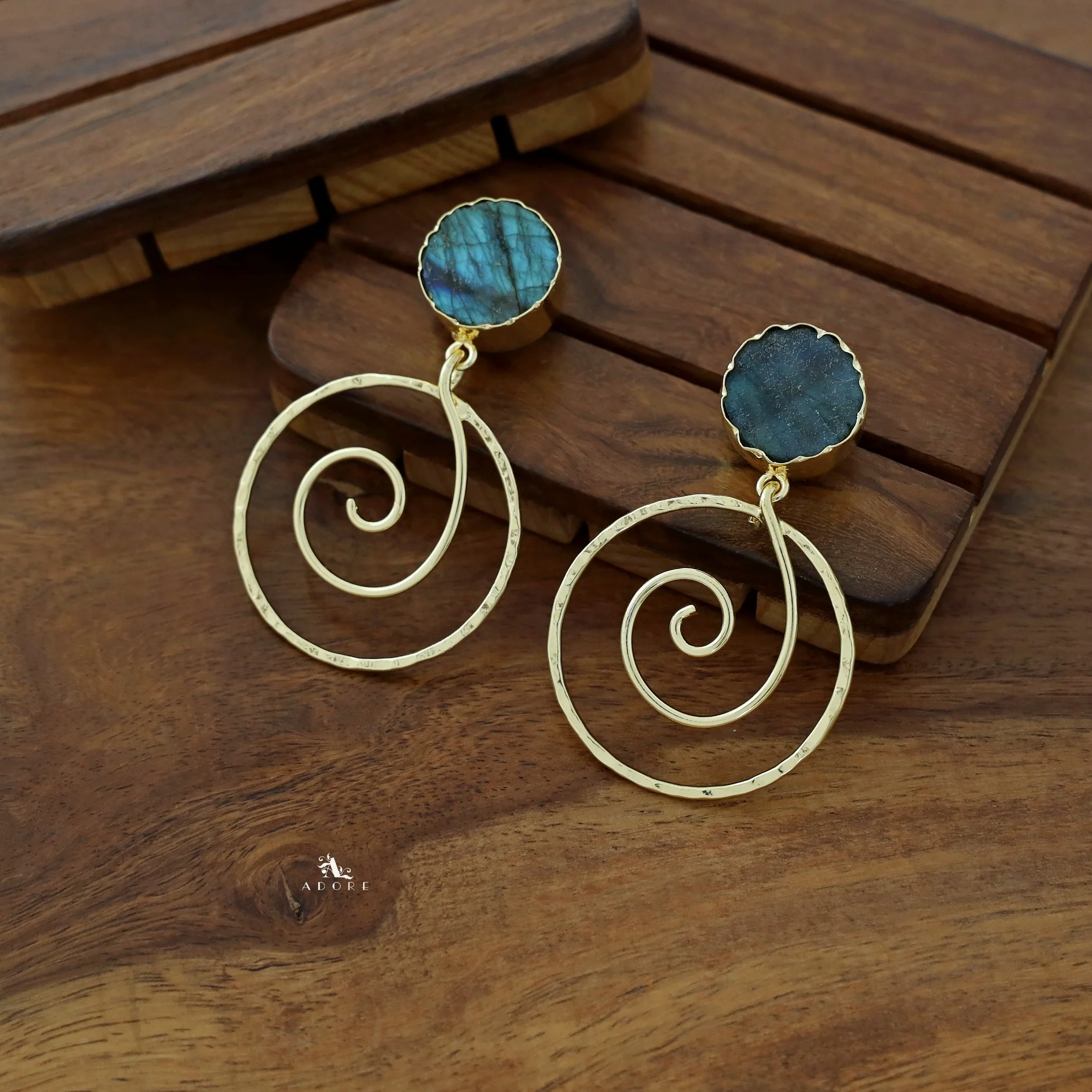 Golden Raw Stone Spiral Earring - Image 9