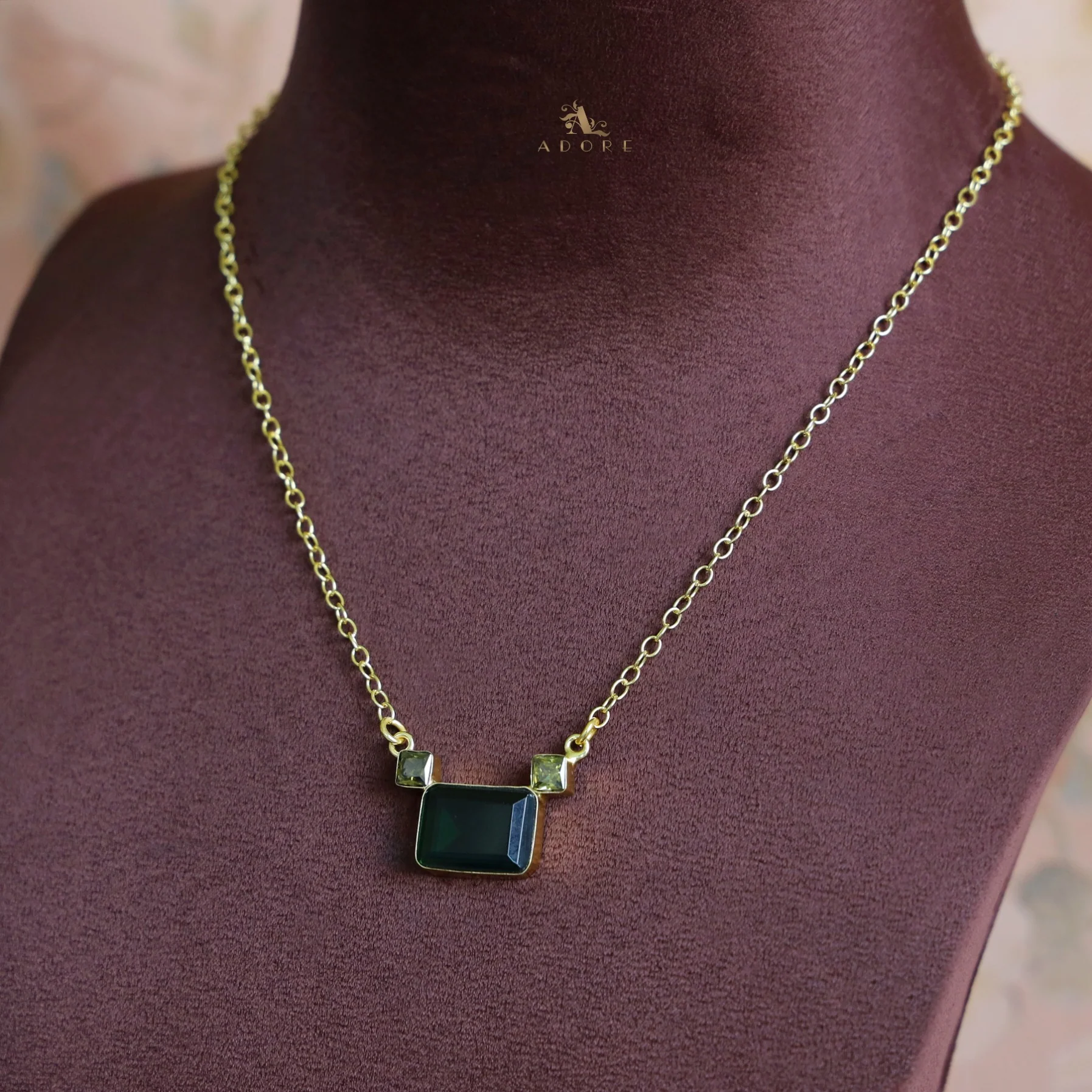 Golden Rectangle And Mini Square Glossy Neckpiece - Image 3
