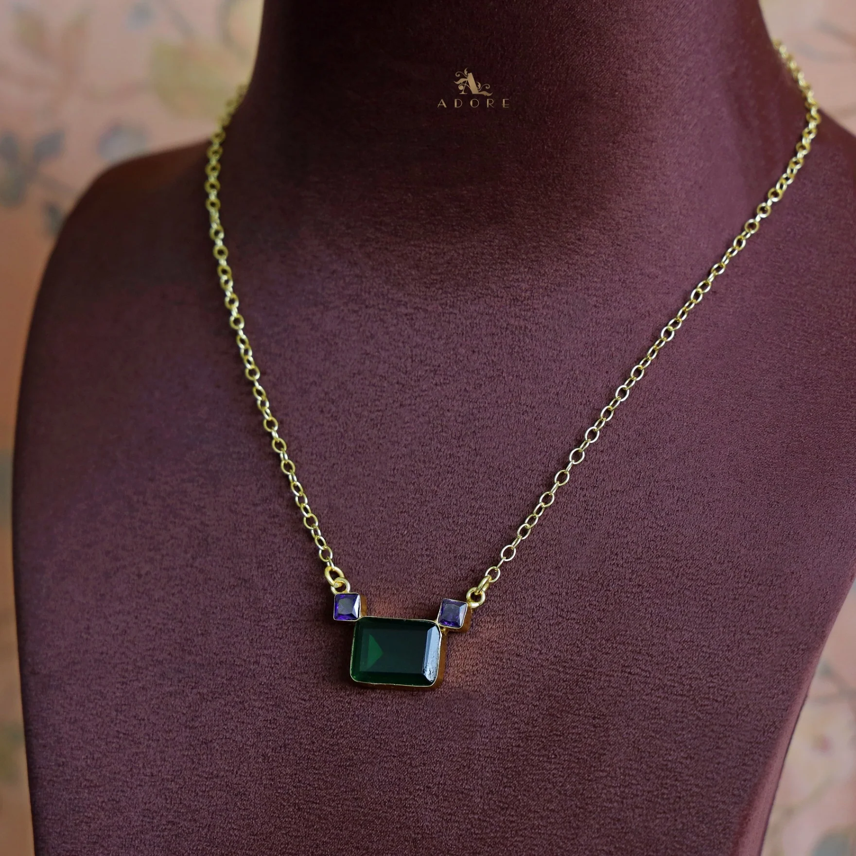 Golden Rectangle And Mini Square Glossy Neckpiece - Image 4