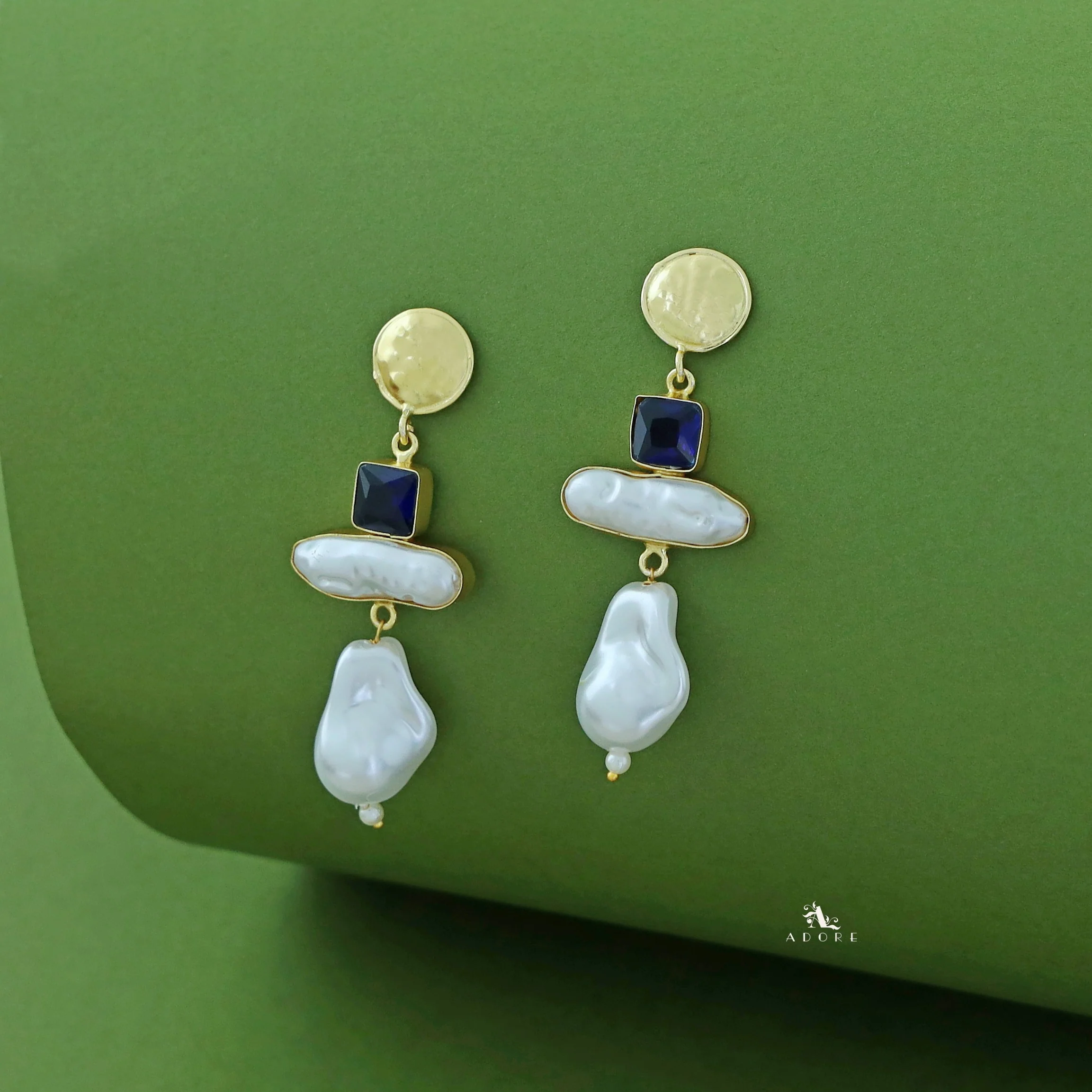 Golden Round Glossy Stone Baroque Earring - Image 3