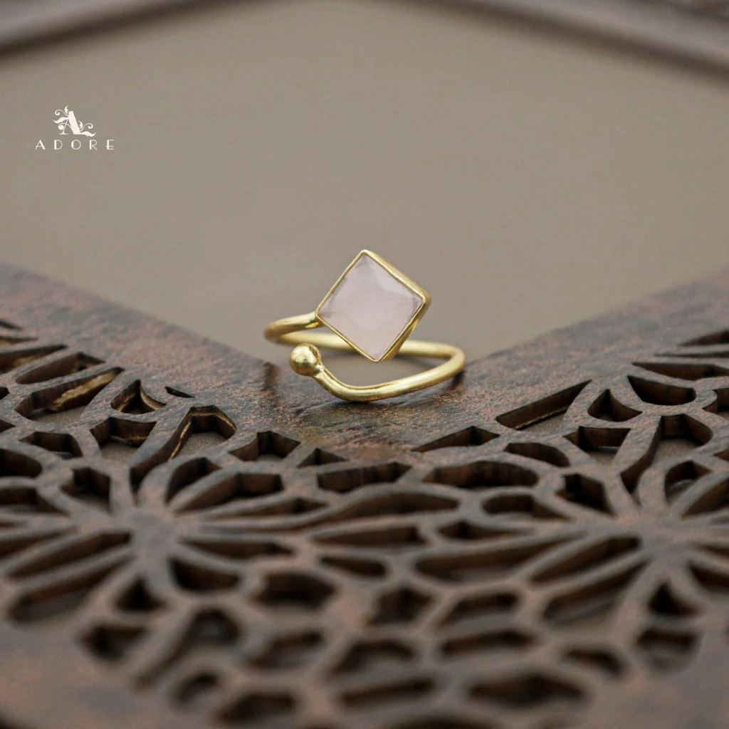 Golden Single Stone Diamond Ring - Image 15
