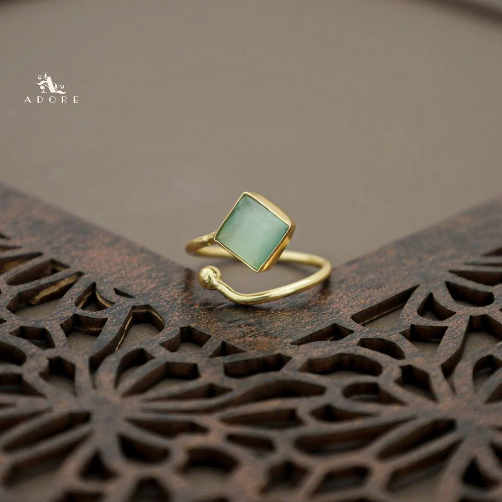 Golden Single Stone Diamond Ring - Image 19