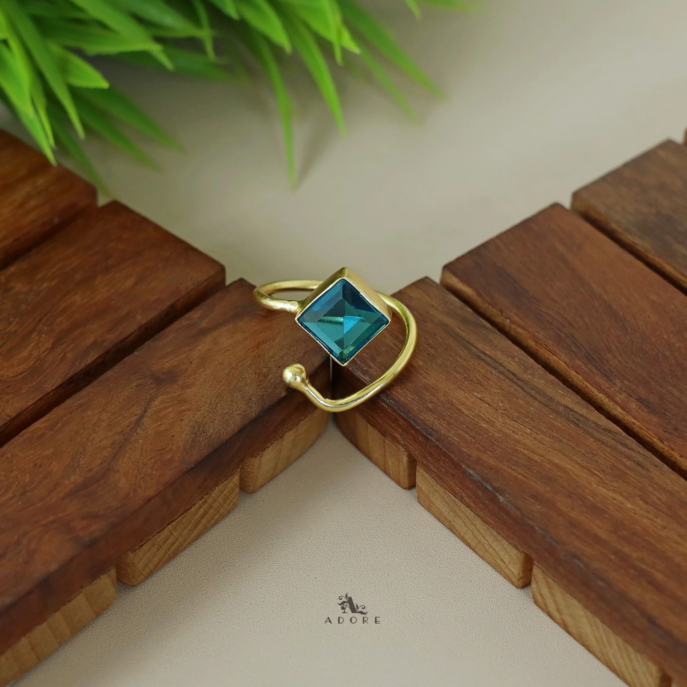Golden Single Stone Diamond Ring - Image 22