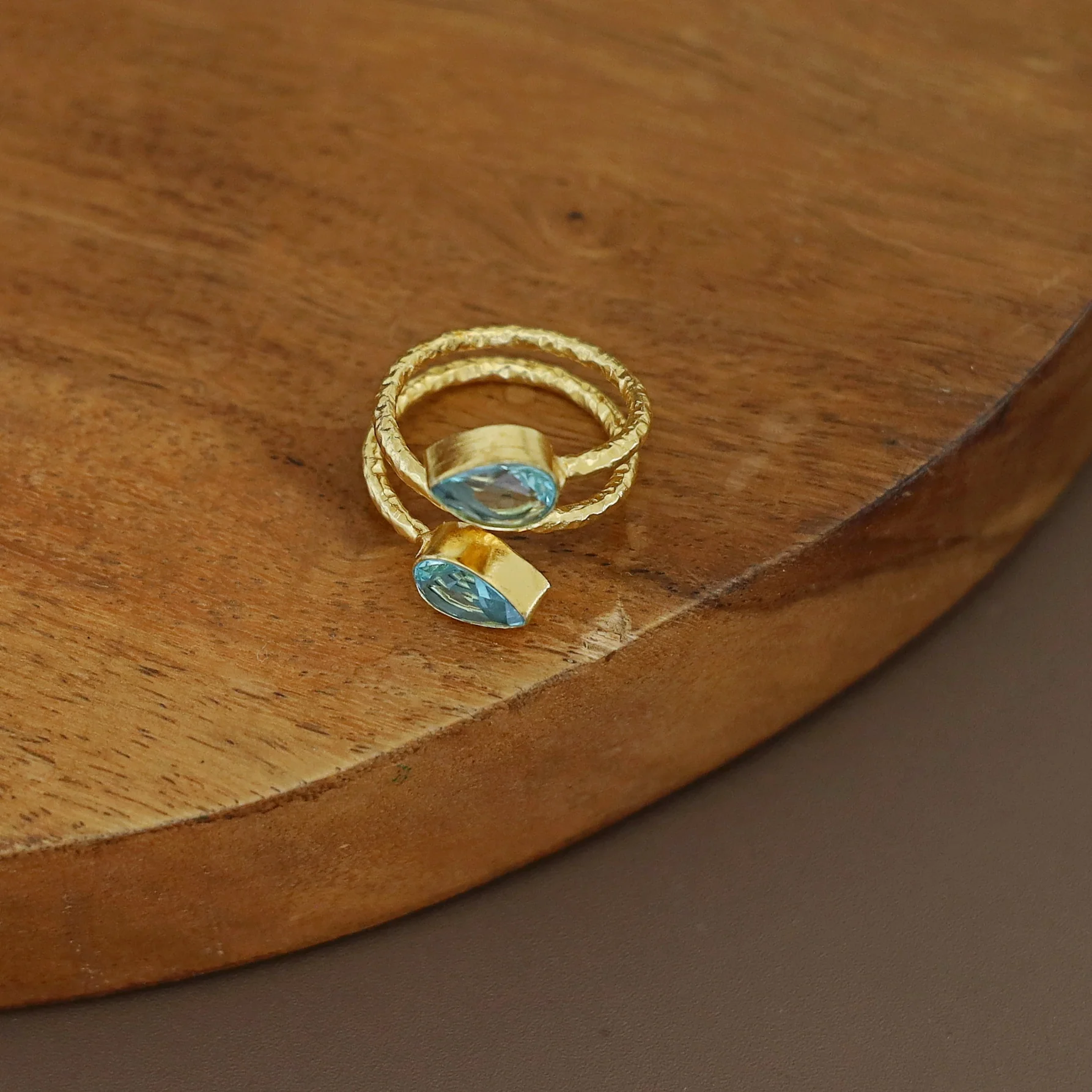 Golden Spiral Dew Drop Glossy Ring - Image 13