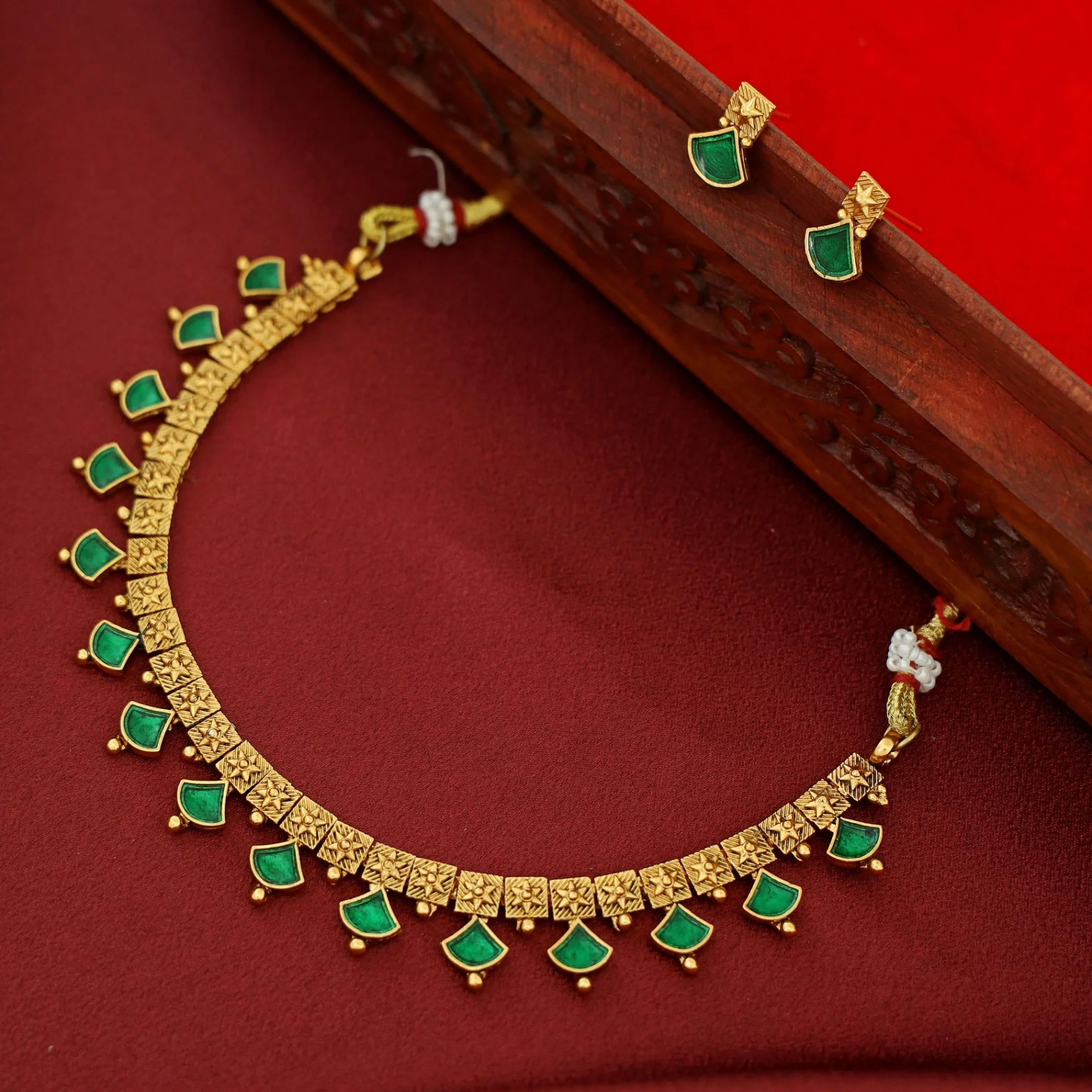 Bhuvi Square Star Enamel Short Neckpiece With Stud - Image 3