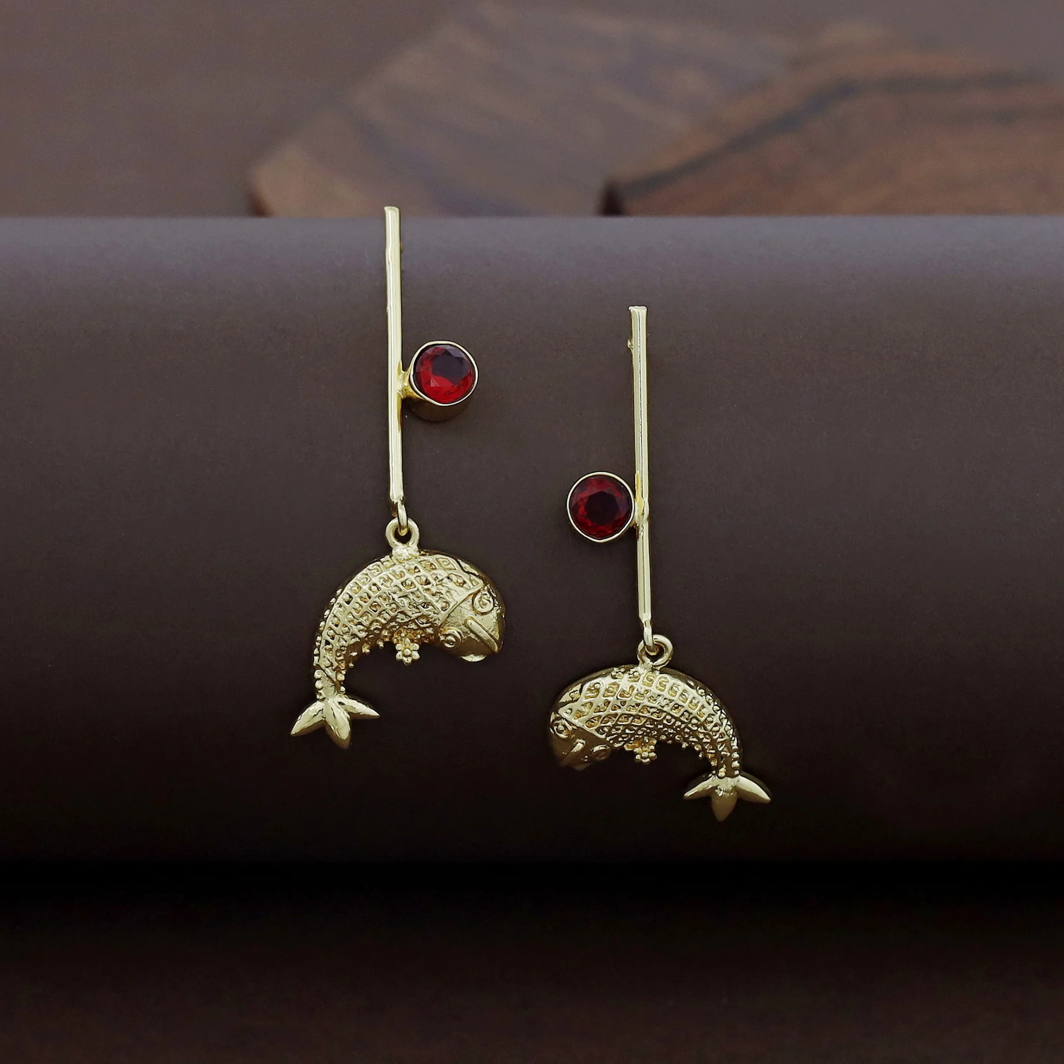 Golden Stick Glossy Stone Fish Earring - Image 6