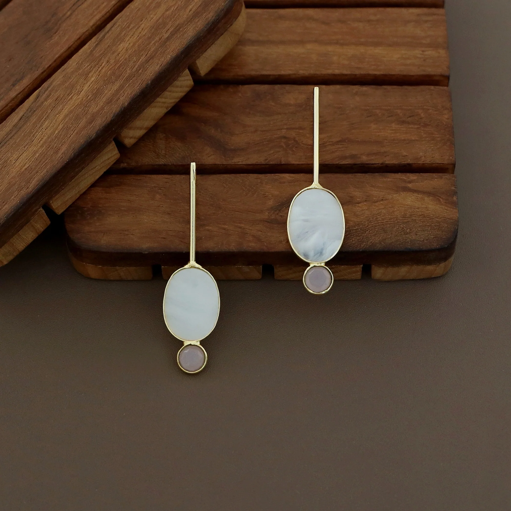Lirisha Golden Stick MOP And Glossy Earring - Image 3