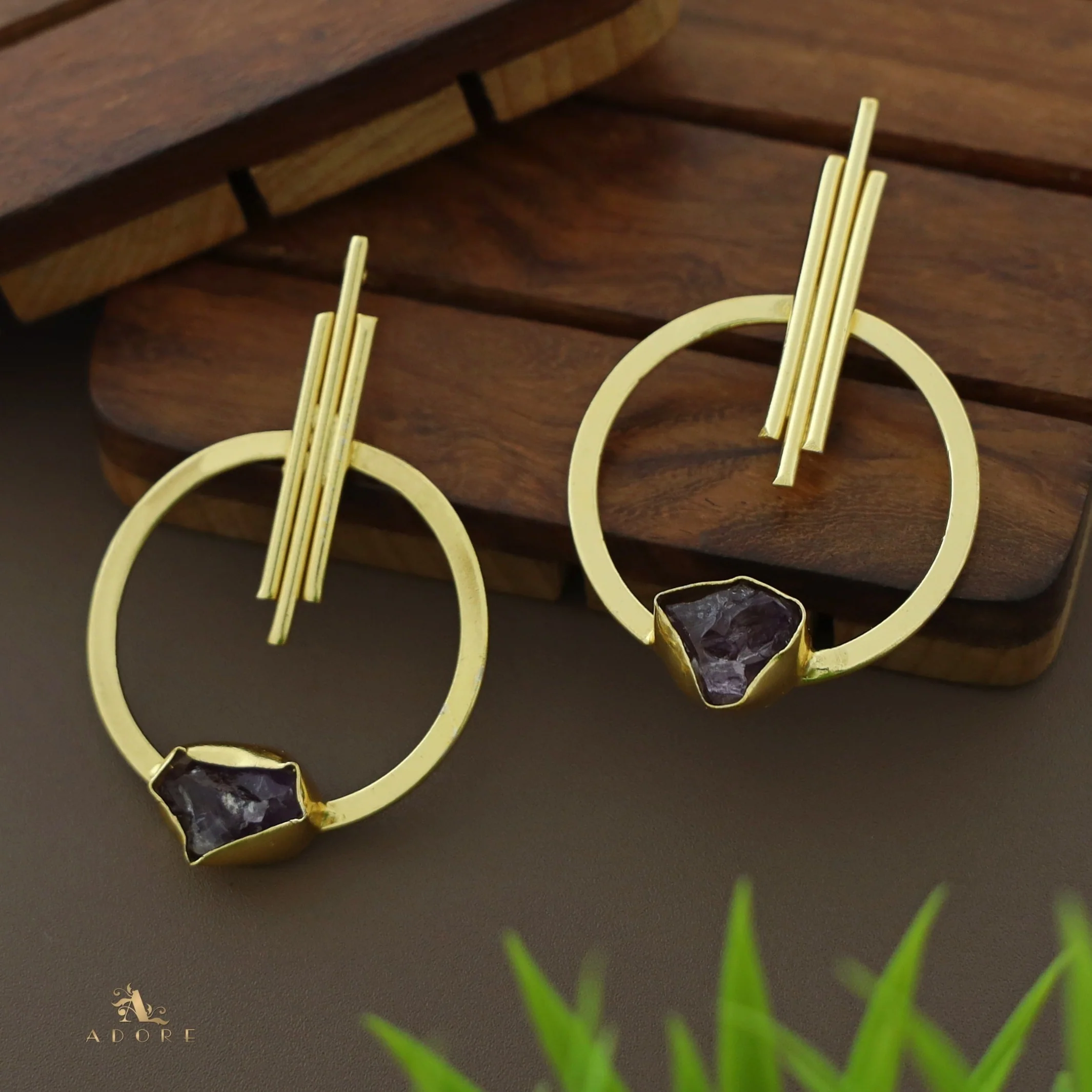 Laura Golden Sticky Round Raw Stone Earring - Image 3