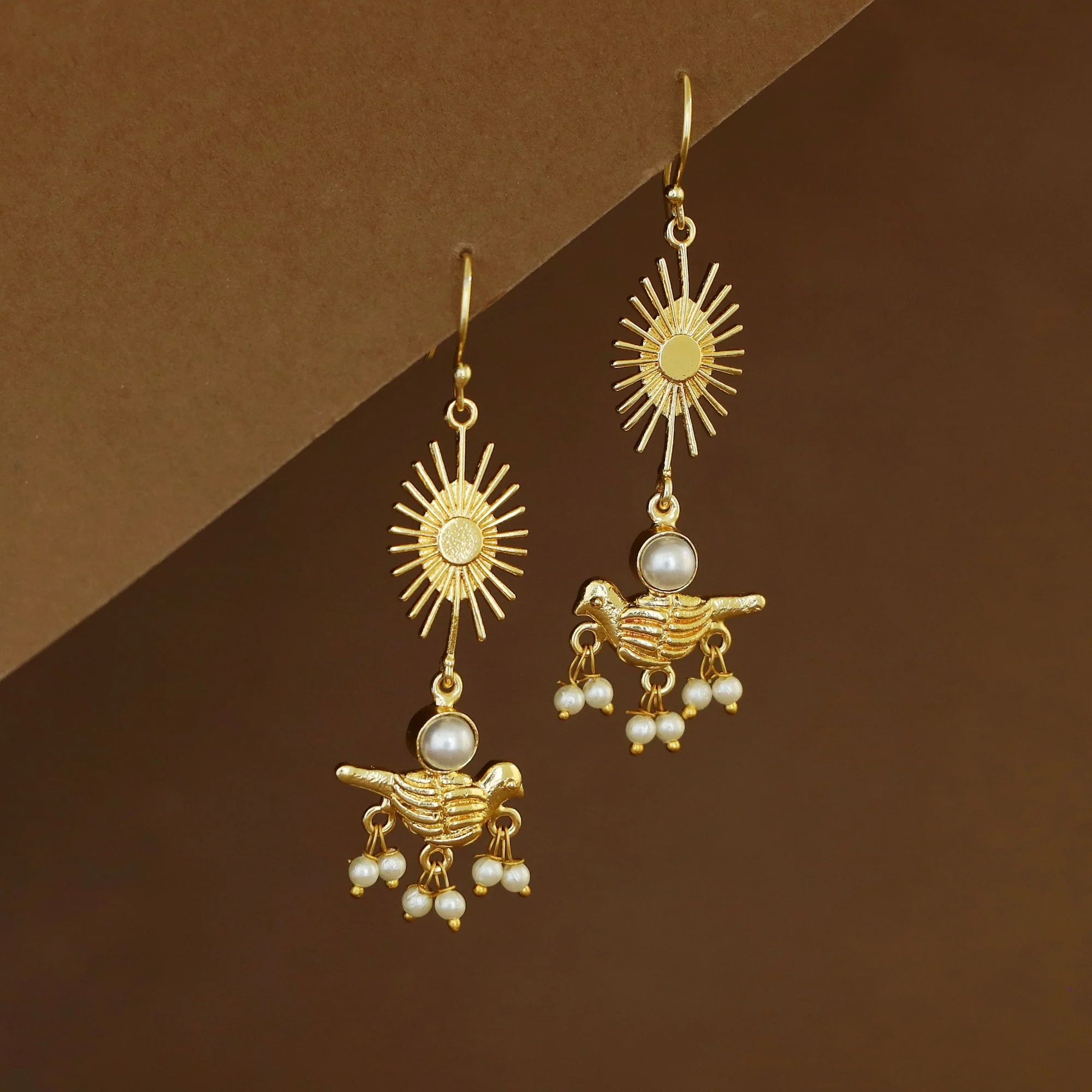 Golden Sunburst Bird Glossy Drop - Image 5