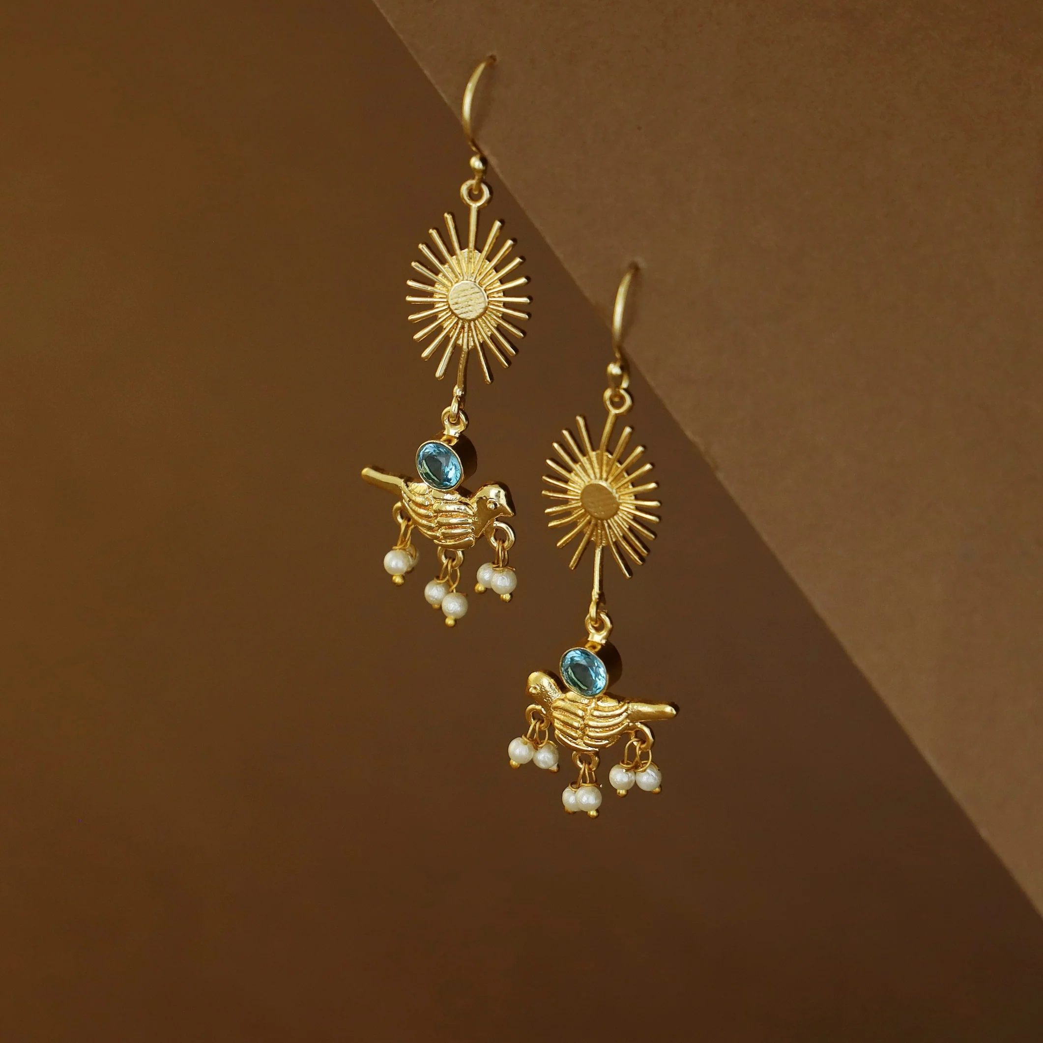 Golden Sunburst Bird Glossy Drop - Image 7