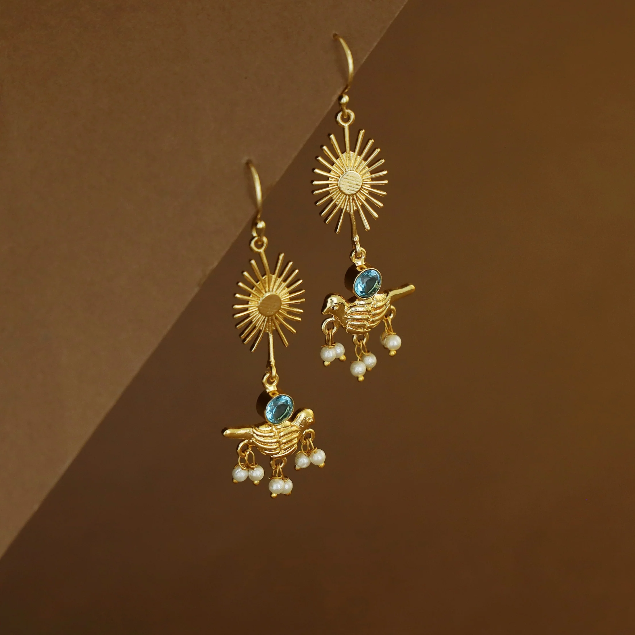 Golden Sunburst Bird Glossy Drop - Image 8