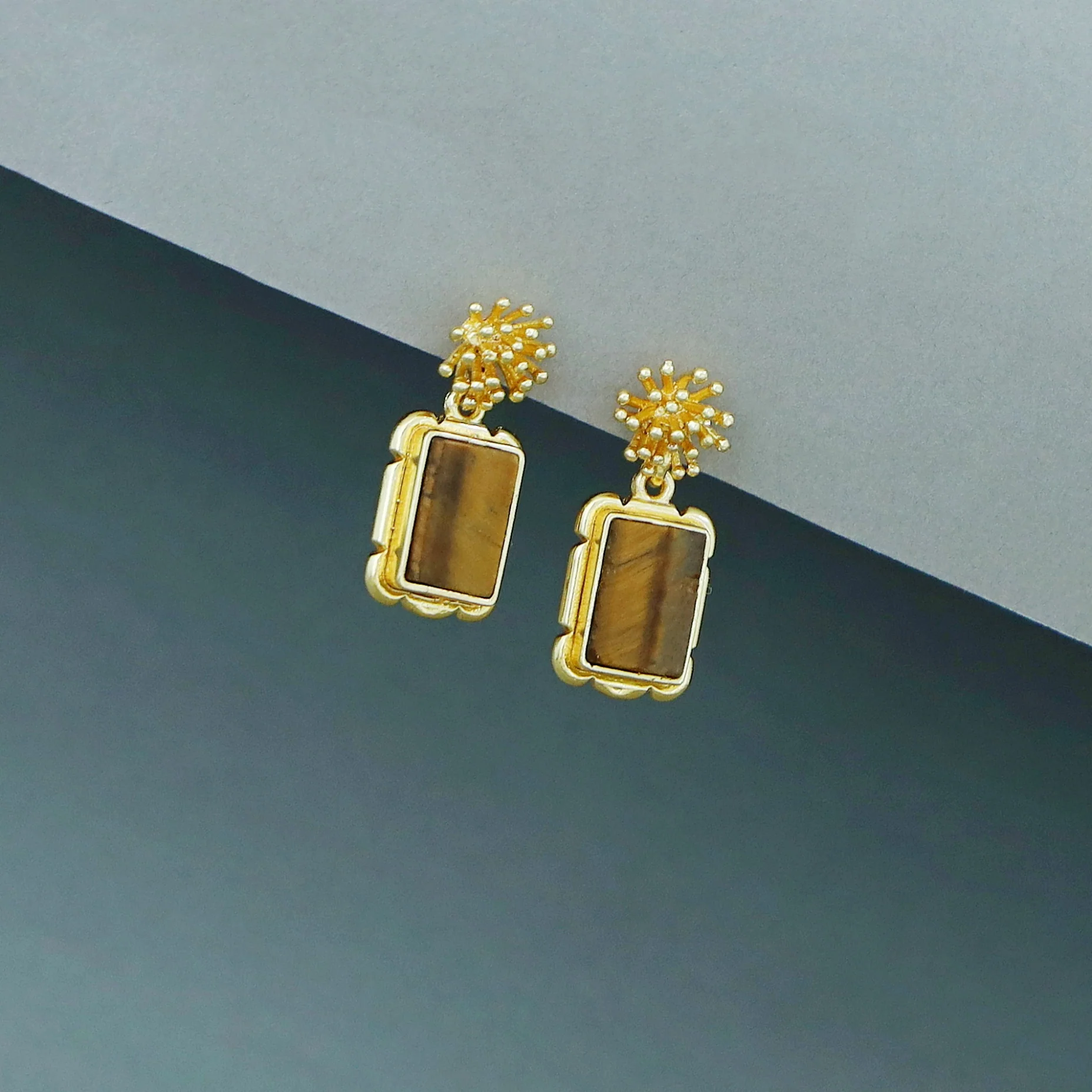 Golden Sunburst Flower Rectangle Raw Stone Earring - Image 6