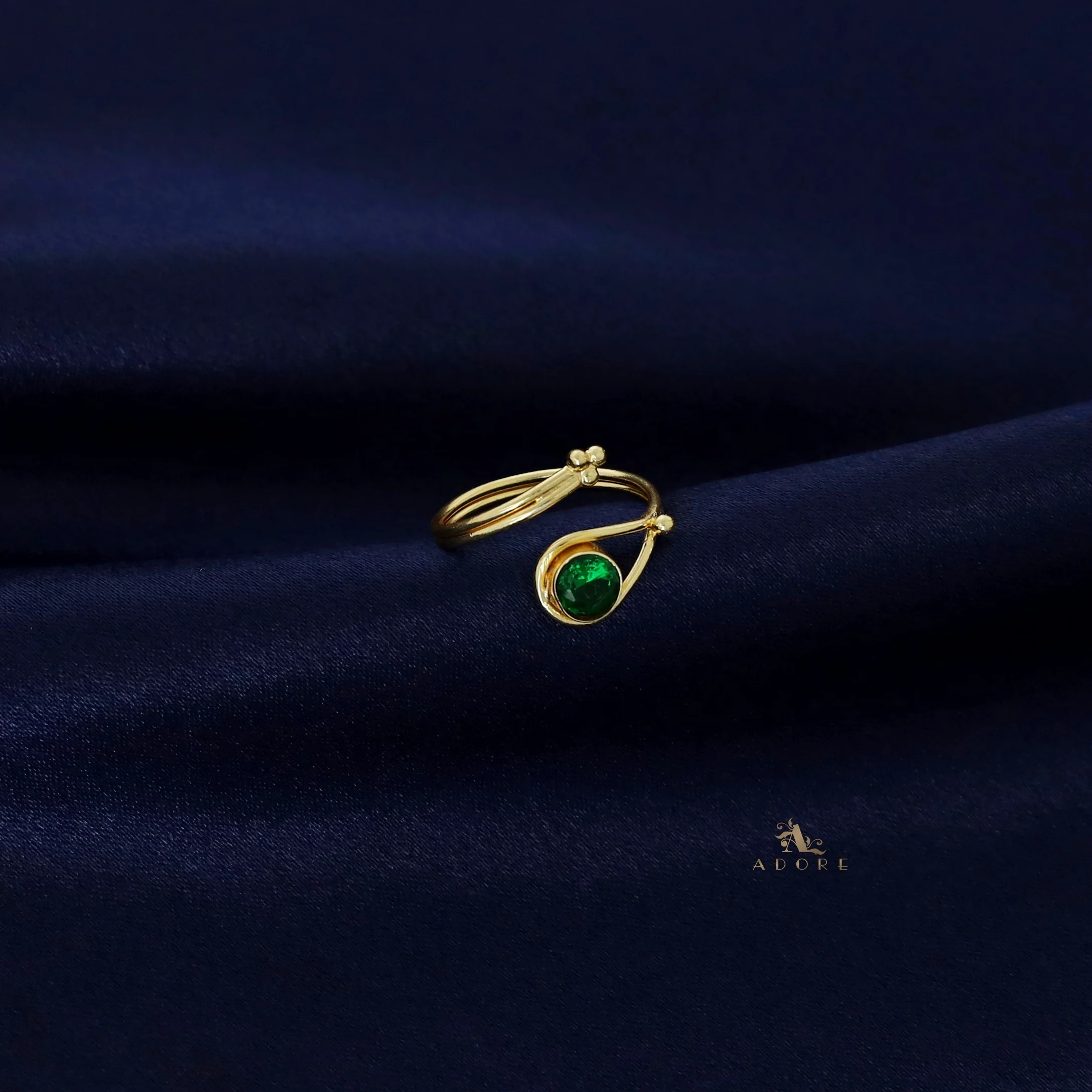 Golden Swirl Glossy Round Ring - Image 4