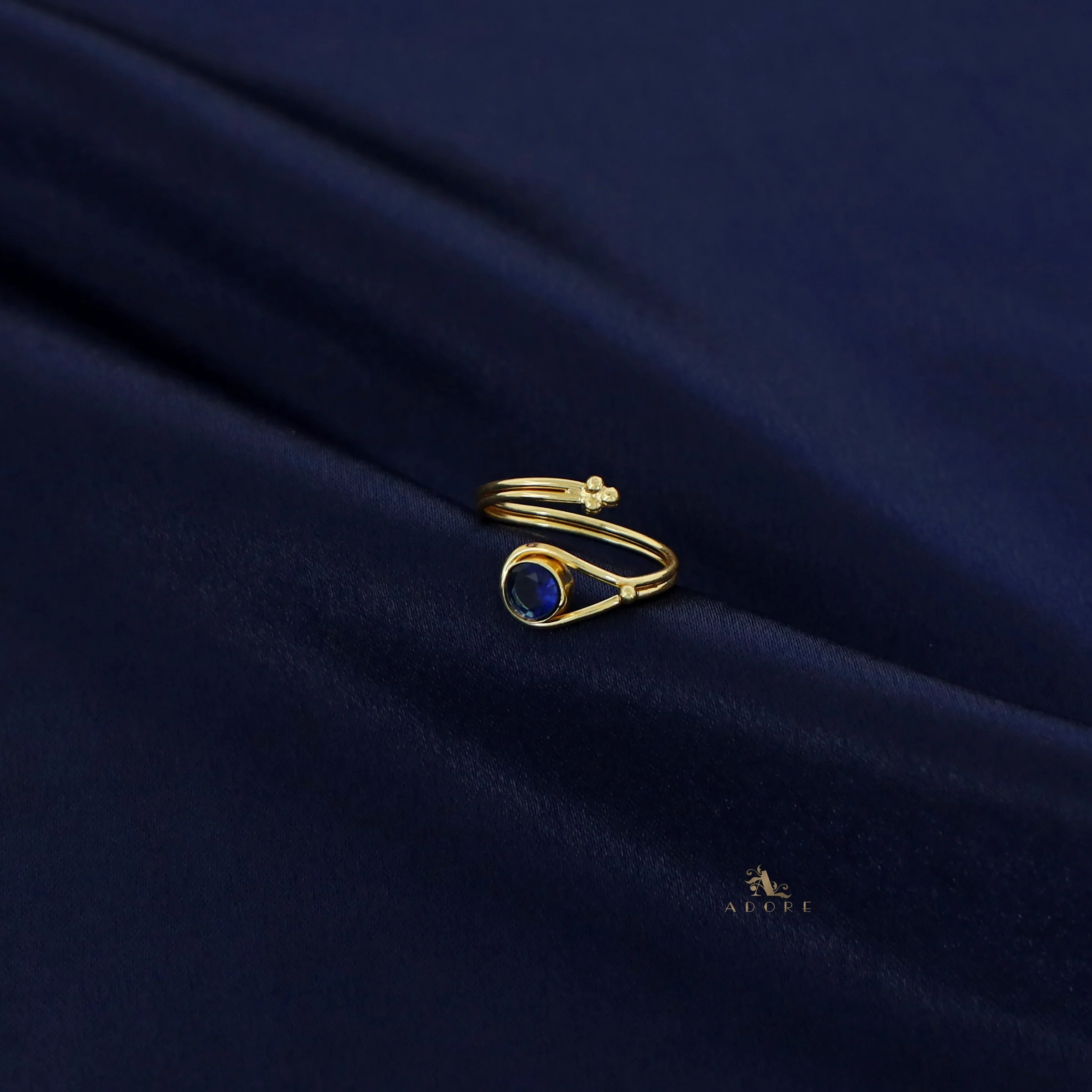 Golden Swirl Glossy Round Ring - Image 7