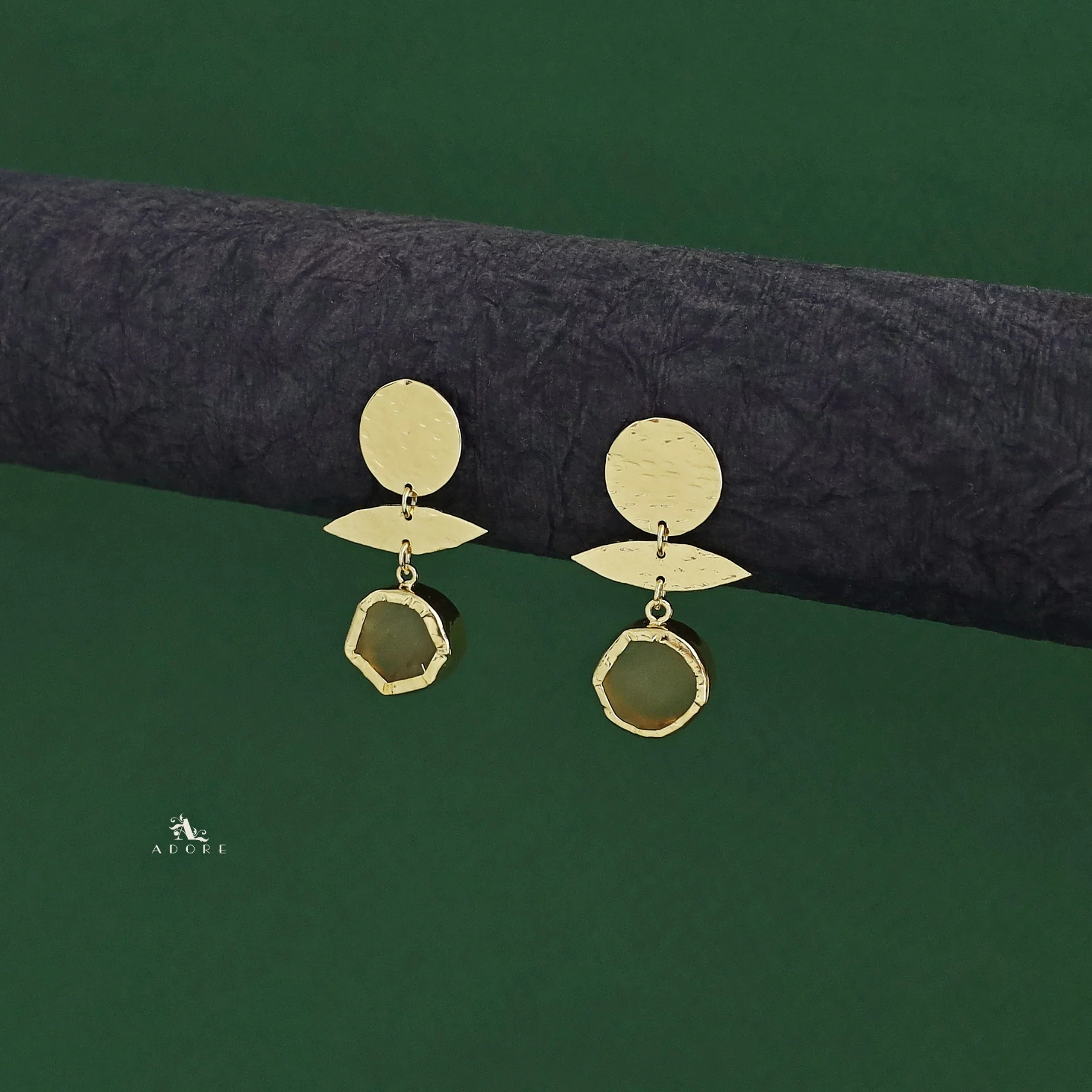 Golden Textured Circle Raw Stone Earring - Image 7