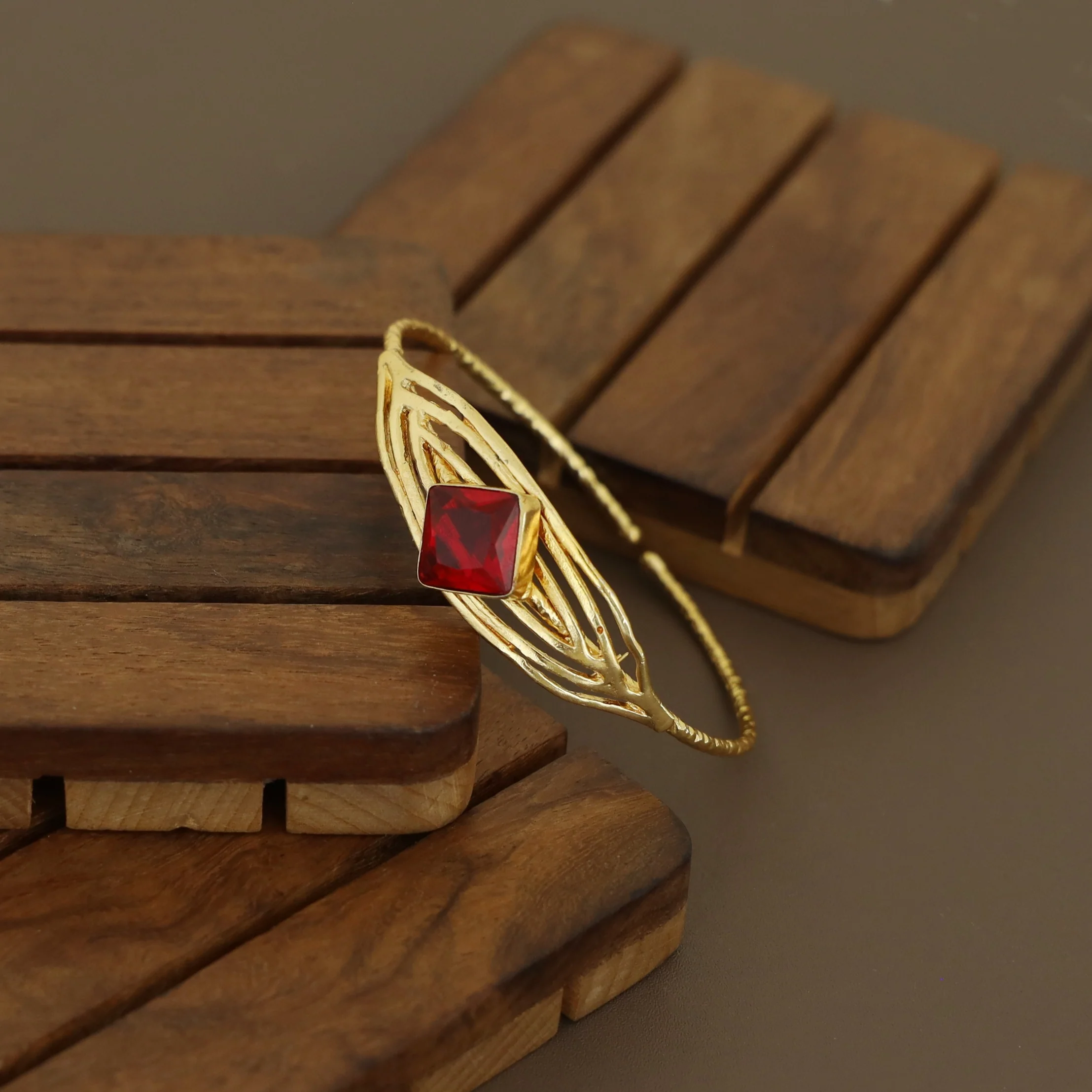 Golden Textured Diamond Glossy Stone Bangle - Image 2