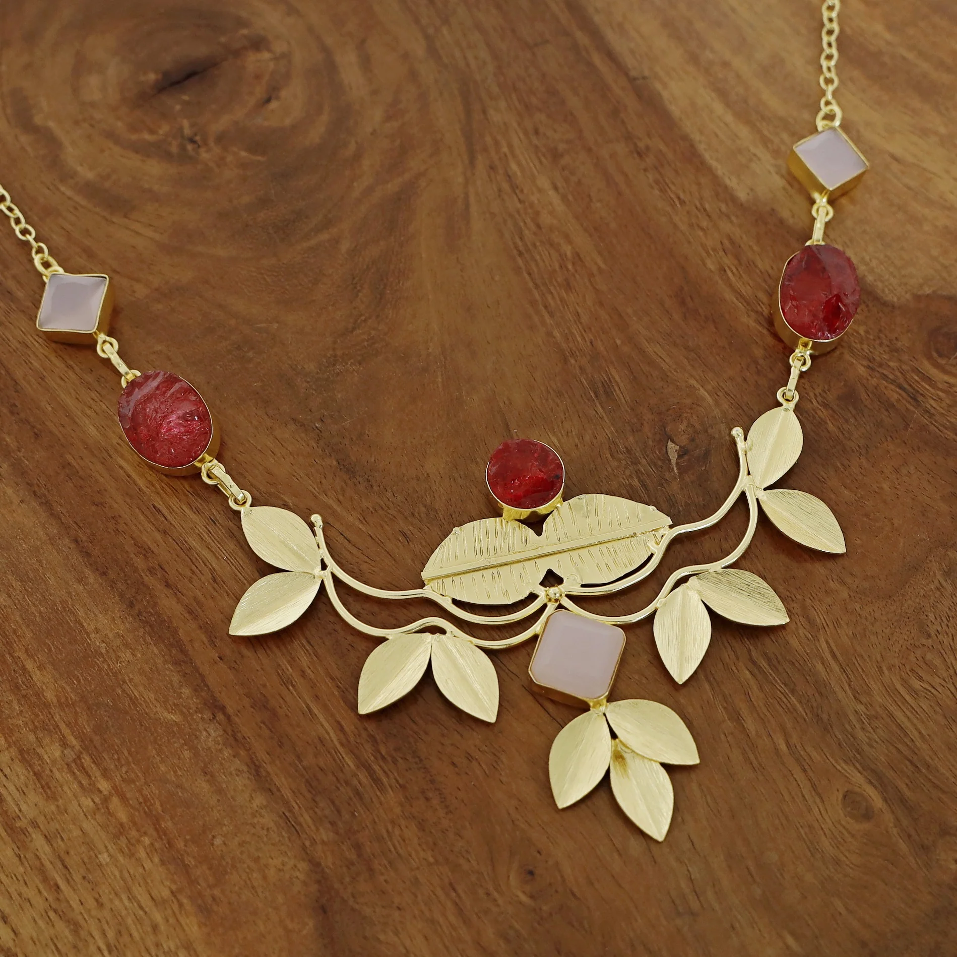 Golden Textured Leafy Dyed + Glossy Stone Neckpiece - Image 5