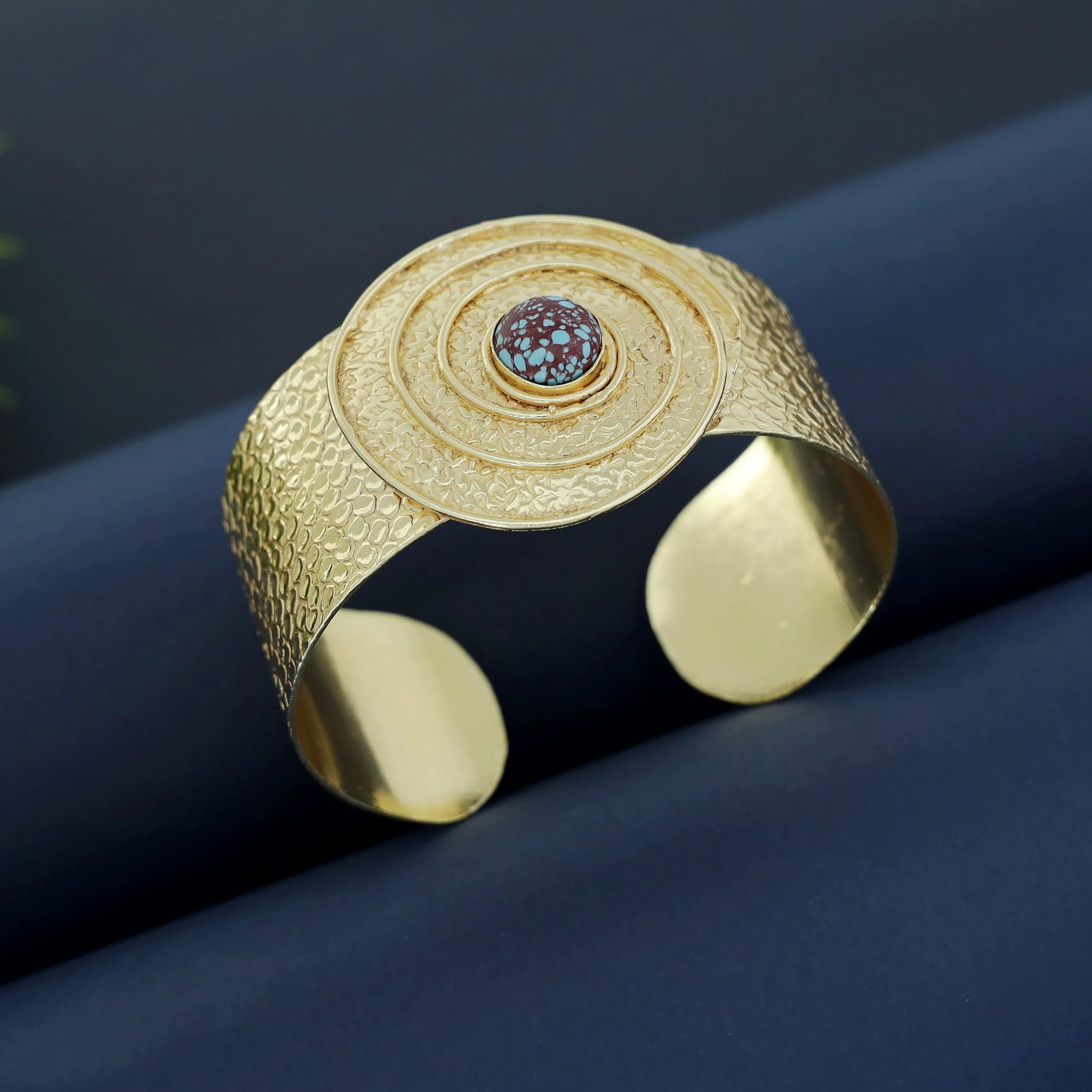 Vaanya Golden Textured Spiral Bangle - Image 6